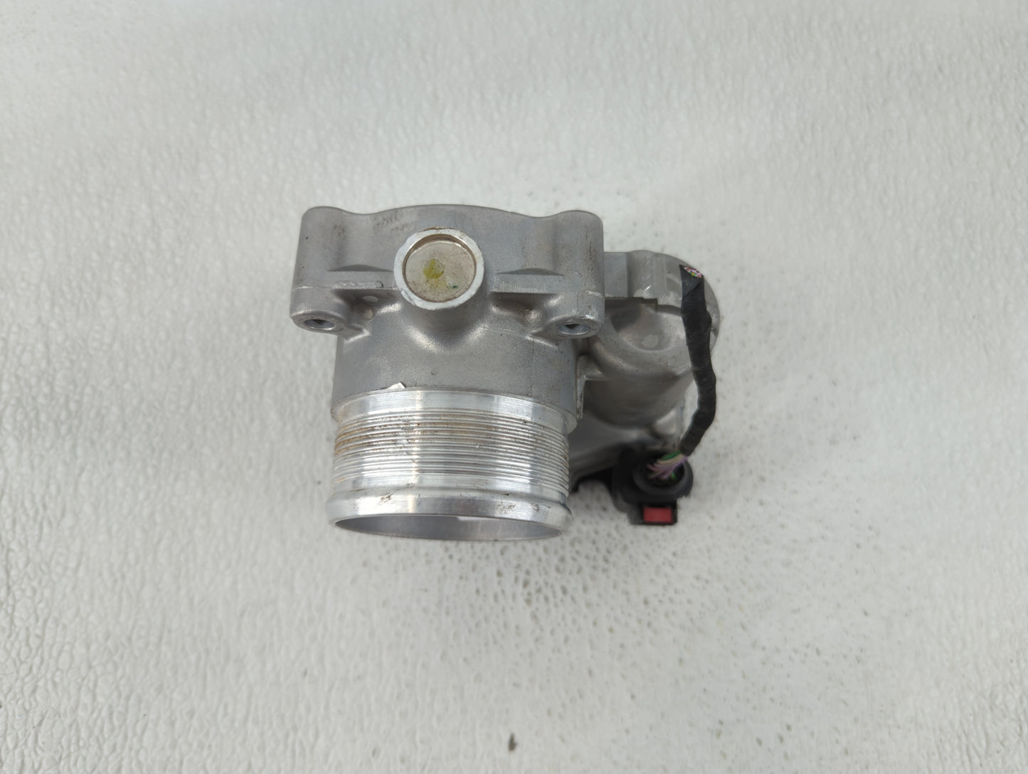 2018 Audi Q5 Throttle Body P/N:06K 133 062 AG Fits Fits 2019 2020 2021 2022 OEM Used Auto Parts - Oemusedautoparts1.com