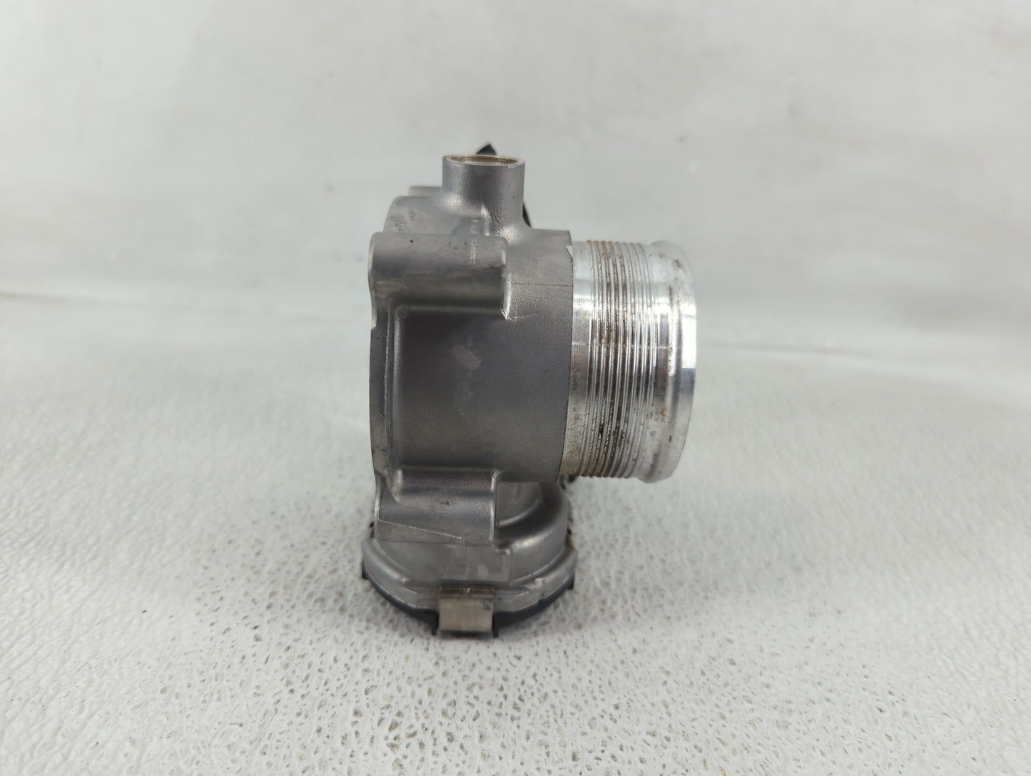 2018 Audi Q5 Throttle Body P/N:06K 133 062 AG Fits Fits 2019 2020 2021 2022 OEM Used Auto Parts - Oemusedautoparts1.com