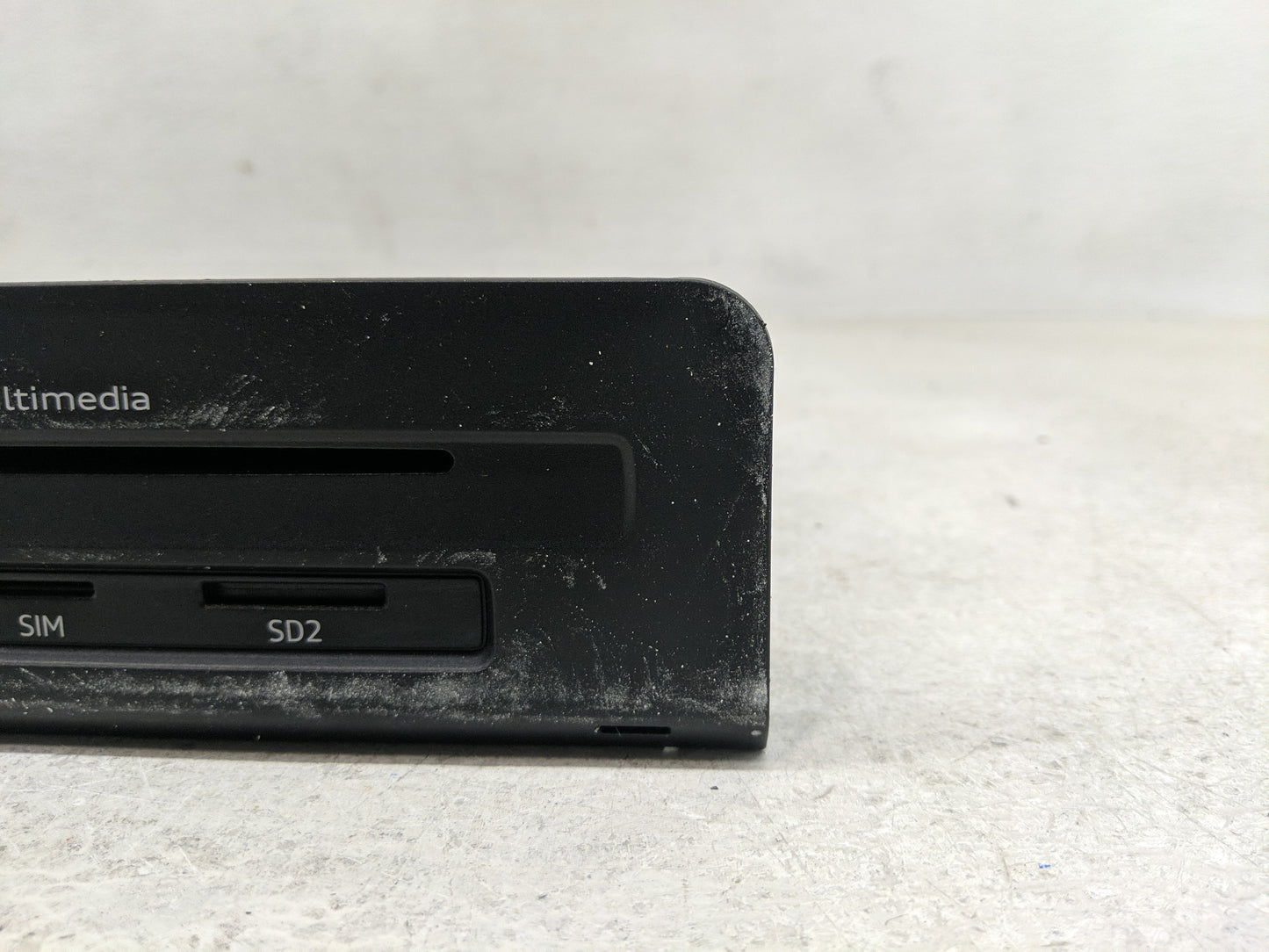 2018 Audi Q5 Radio AM FM Cd Player Receiver Replacement P/N:8W5 035 880 0918 Fits OEM Used Auto Parts - Oemusedautoparts1.co