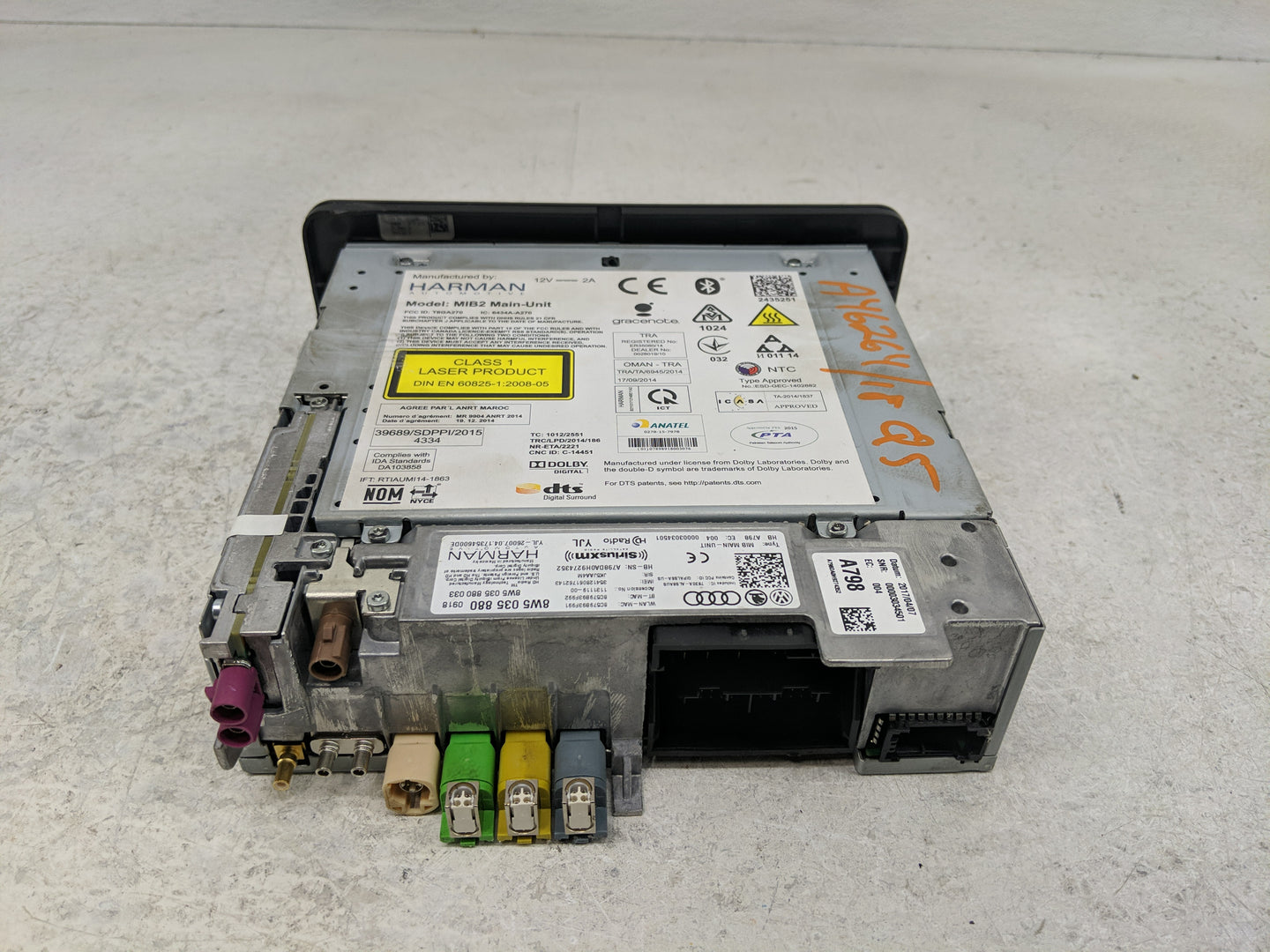 2018 Audi Q5 Radio AM FM Cd Player Receiver Replacement P/N:8W5 035 880 0918 Fits OEM Used Auto Parts - Oemusedautoparts1.co