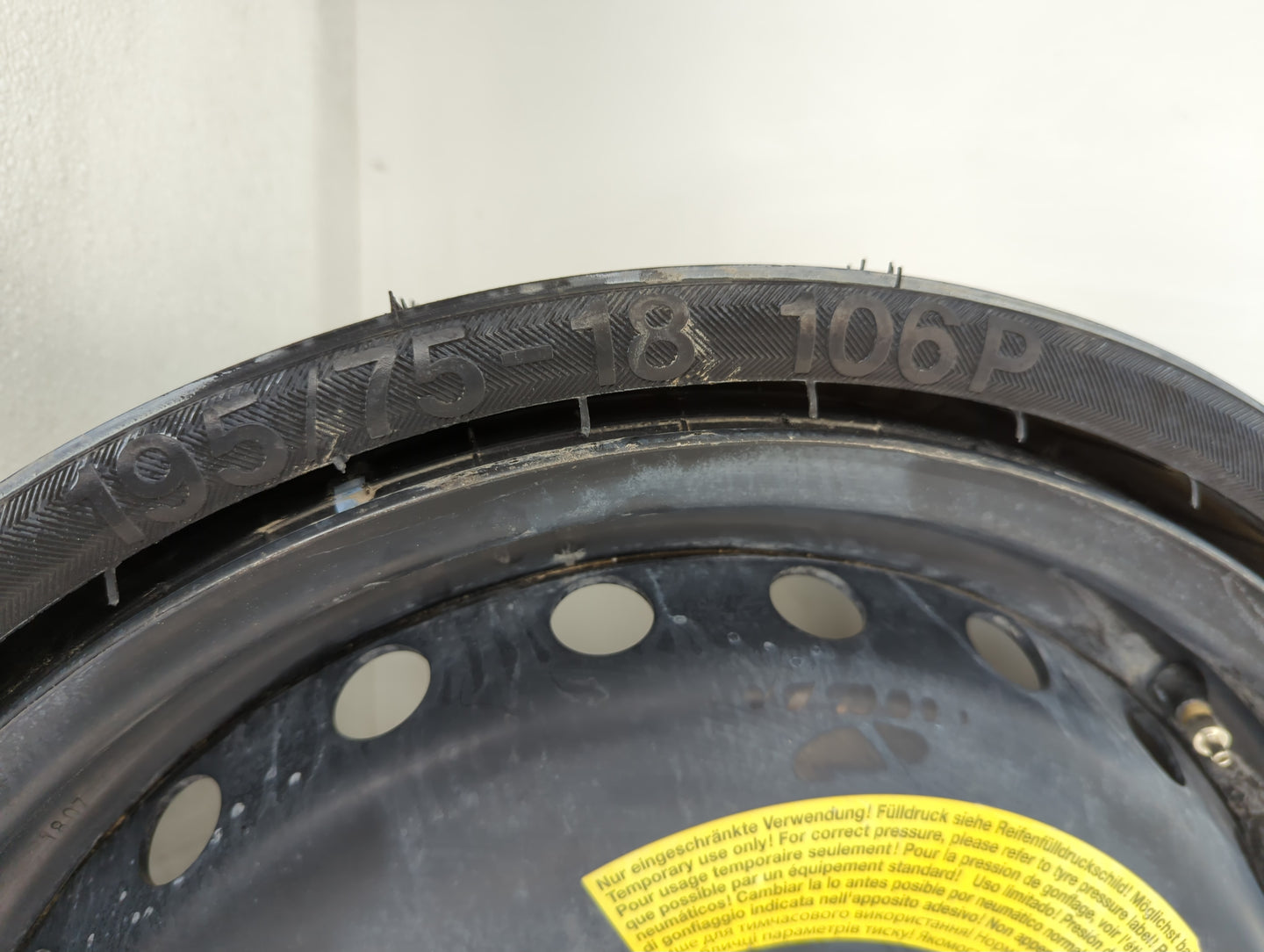 2018-2022 Audi Q5 Spare Donut Tire Wheel Rim Oem - Oemusedautoparts1.com