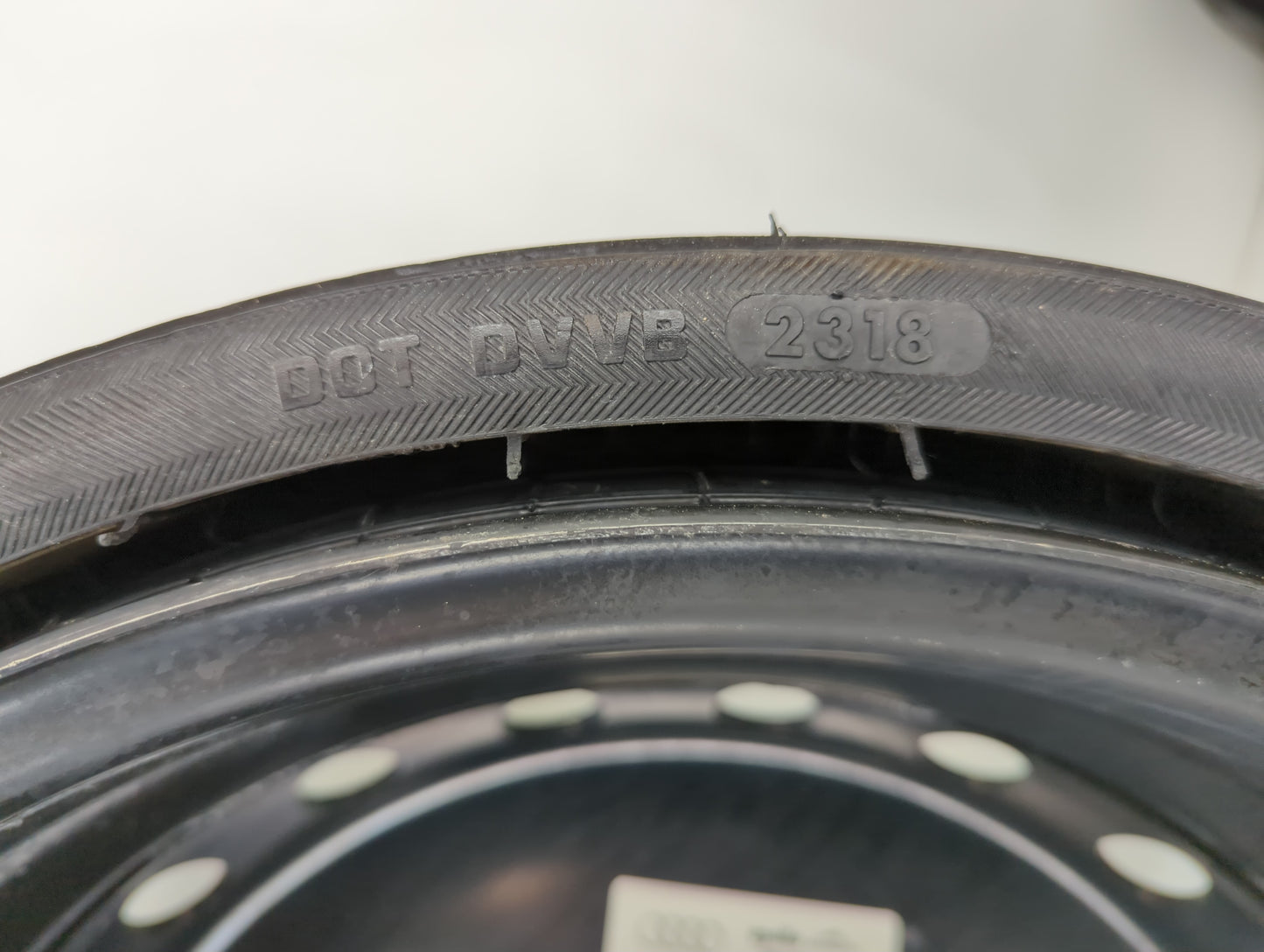 2018-2022 Audi Q5 Spare Donut Tire Wheel Rim Oem - Oemusedautoparts1.com