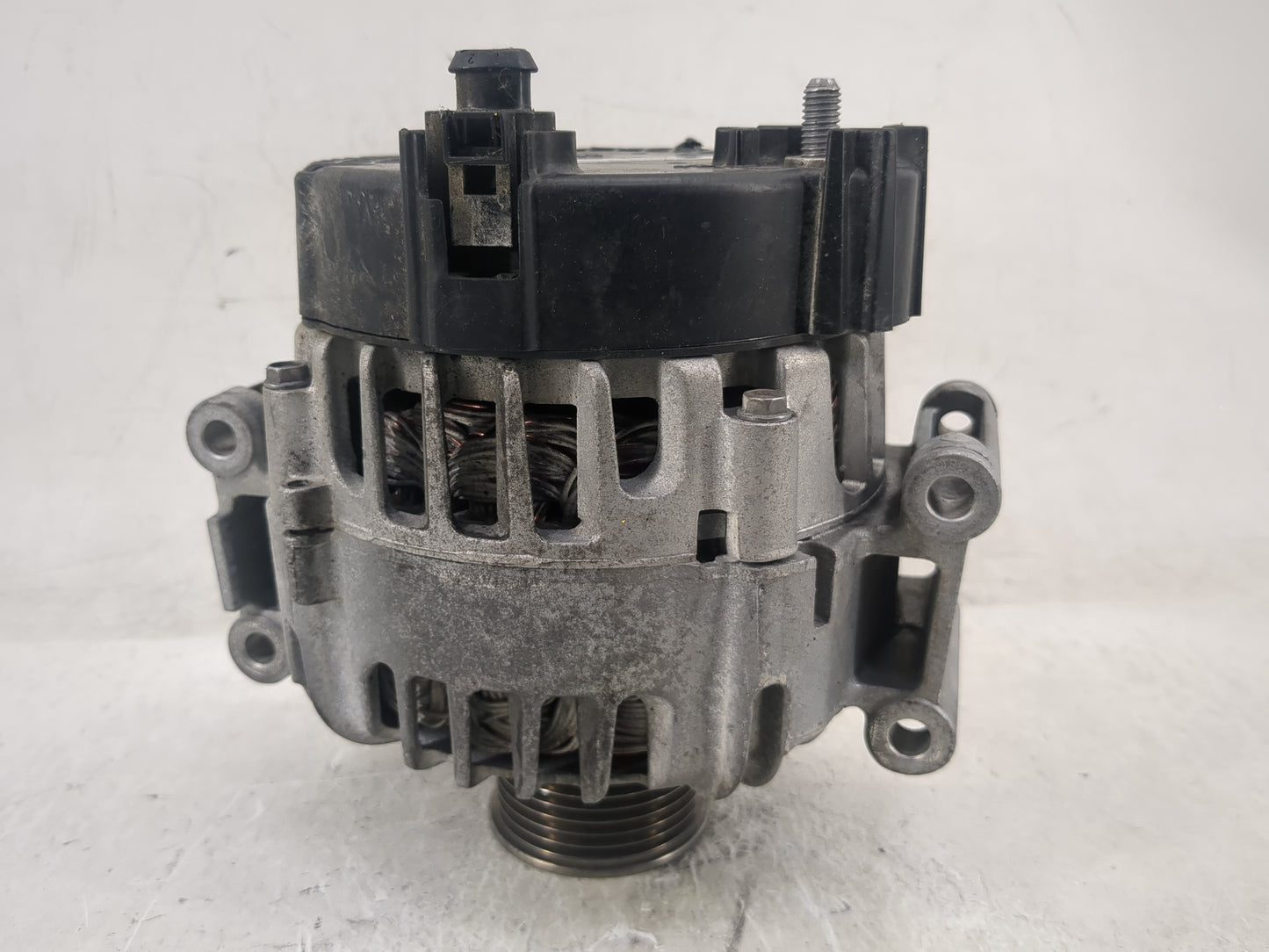 2018-2020 Audi Q5 Alternator Replacement Generator Charging Assembly Engine OEM P/N:06L903027 Fits Fits 2018 2019 2020 OEM U