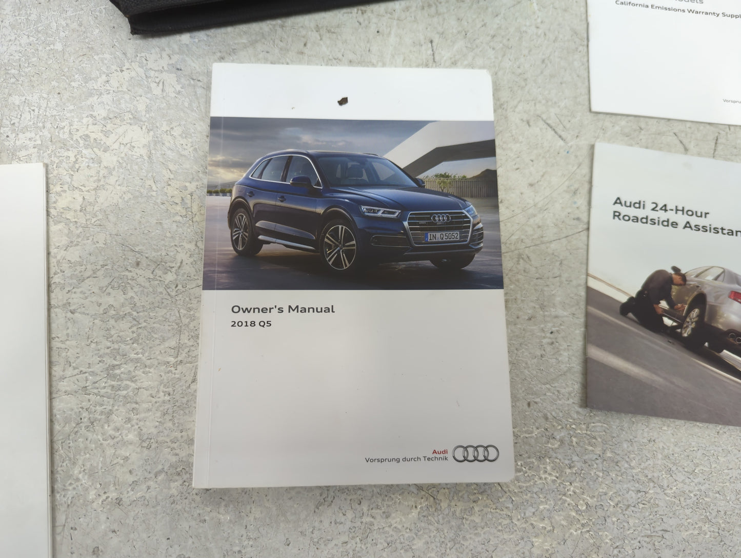 2018 Audi Q5 Owners Manual Book Guide P/N:80A012721BB OEM Used Auto Parts - Oemusedautoparts1.com