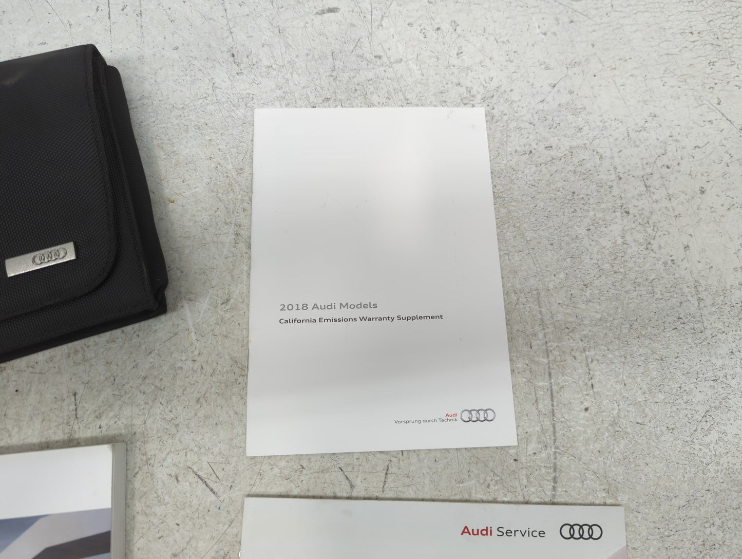 2018 Audi Q5 Owners Manual Book Guide P/N:80A012721BB OEM Used Auto Parts - Oemusedautoparts1.com