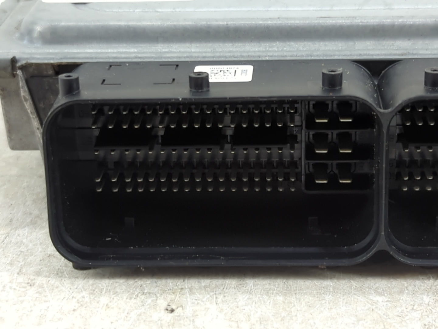 2018-2020 Audi Q5 PCM Engine Control Computer ECU ECM PCU OEM P/N:8W0-906-259-J Fits Fits 2018 2019 2020 OEM Used Auto Parts
