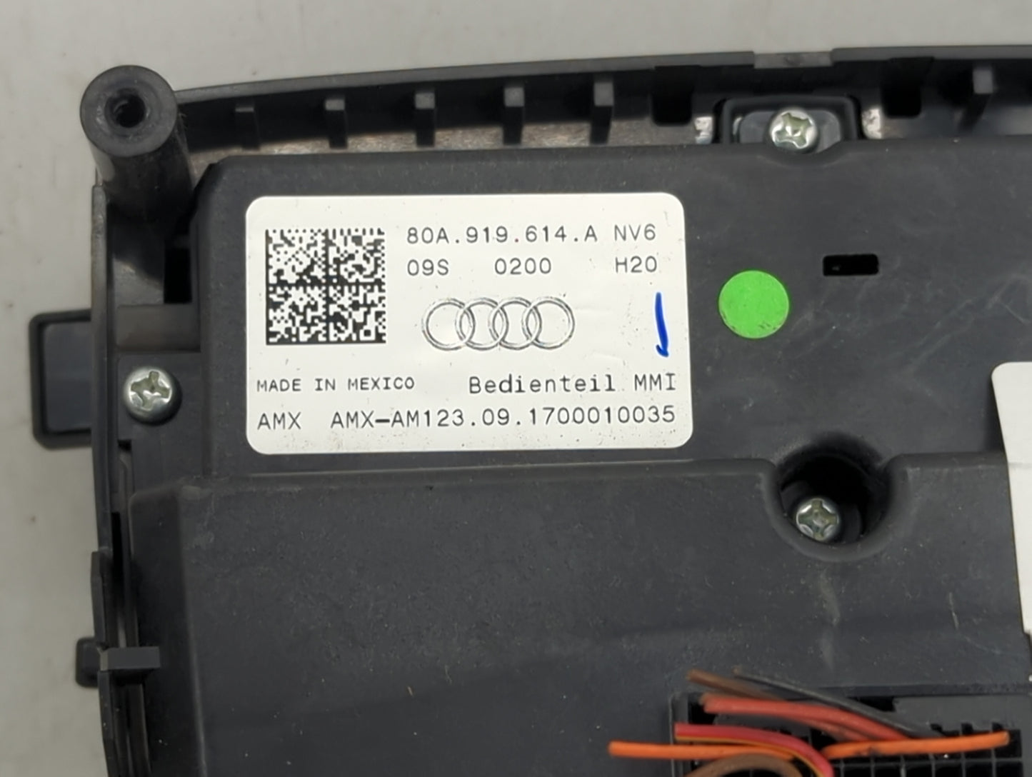2018-2020 Audi Q5 Radio AM FM Cd Player Receiver Replacement P/N:80A919614A AMX-AM123.09.1700010035 Fits Fits 2018 2019 2020