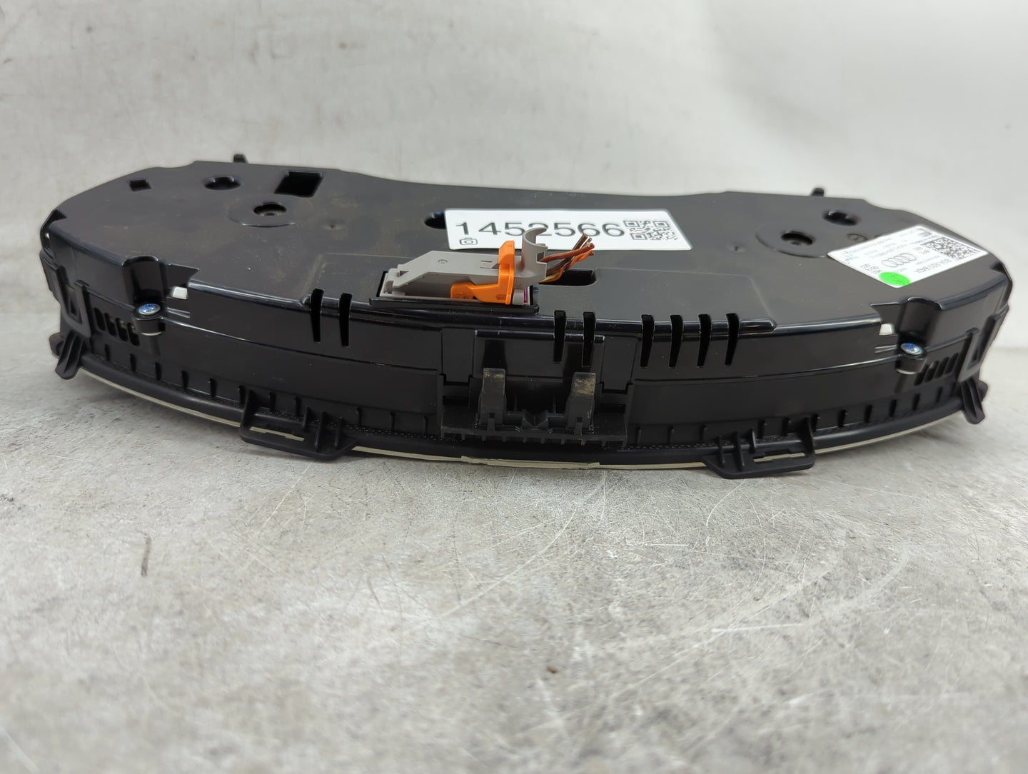 2018-2020 Audi Q5 Instrument Cluster Speedometer Gauges P/N:80A 920 840A Miles: Fits Fits 2018 2019 2020 OEM Used Auto Parts