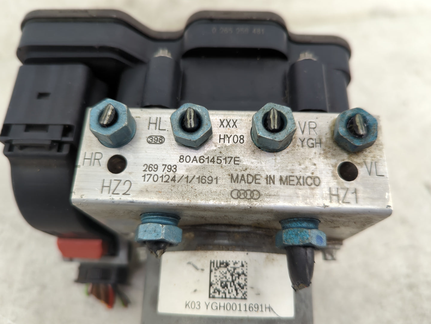 2018-2021 Audi Q5 ABS Pump Control Module Replacement P/N:80A614517E 269793, 0265256481 Fits Fits 2018 2019 2020 2021 OEM Us