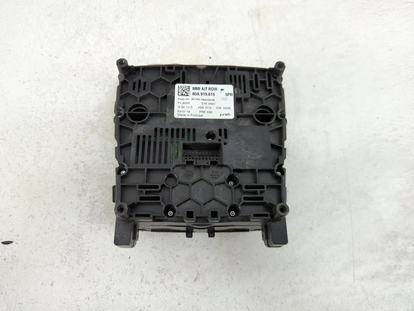 2018-2020 Audi Q5 Radio AM FM Cd Player Receiver Replacement P/N:90160-064 80A 919 615 Fits Fits 2018 2019 2020 OEM Used Aut