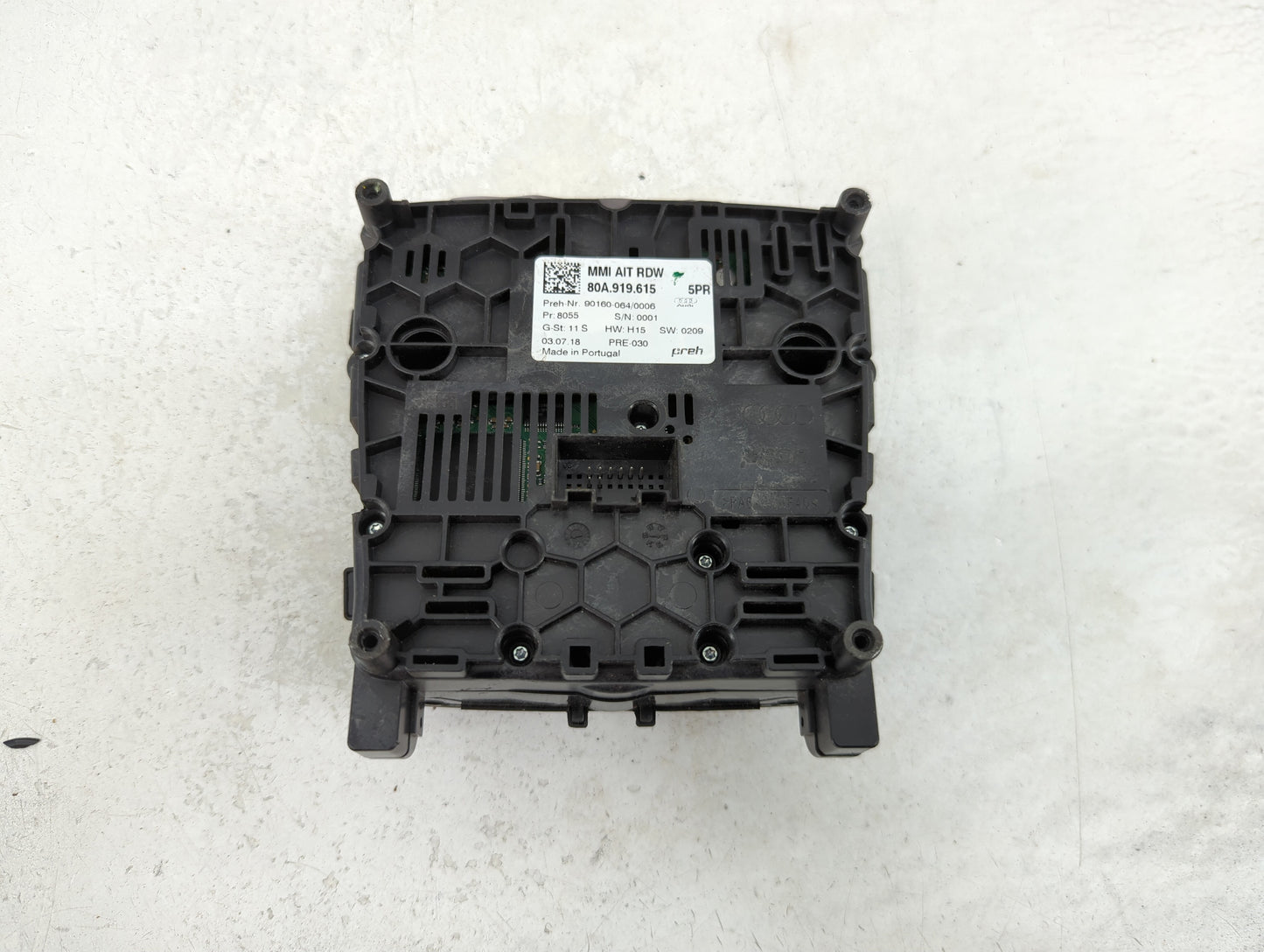 2018-2020 Audi Q5 Radio AM FM Cd Player Receiver Replacement P/N:90160-064 80A 919 615 Fits Fits 2018 2019 2020 OEM Used Aut