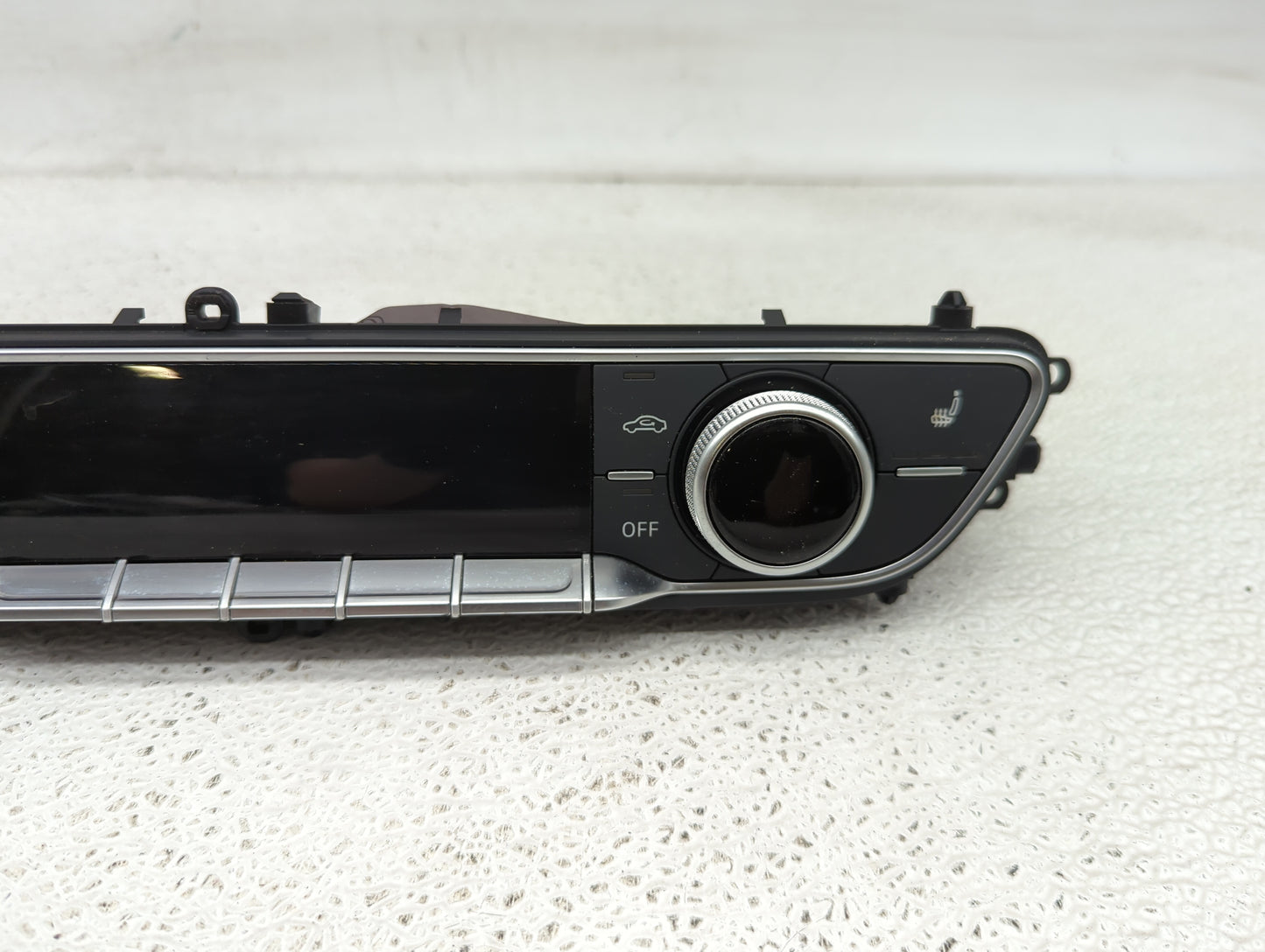 2018-2020 Audi Q5 Climate Control Module Temperature AC/Heater Replacement P/N:80A82043G Fits Fits 2017 2018 2019 2020 OEM U