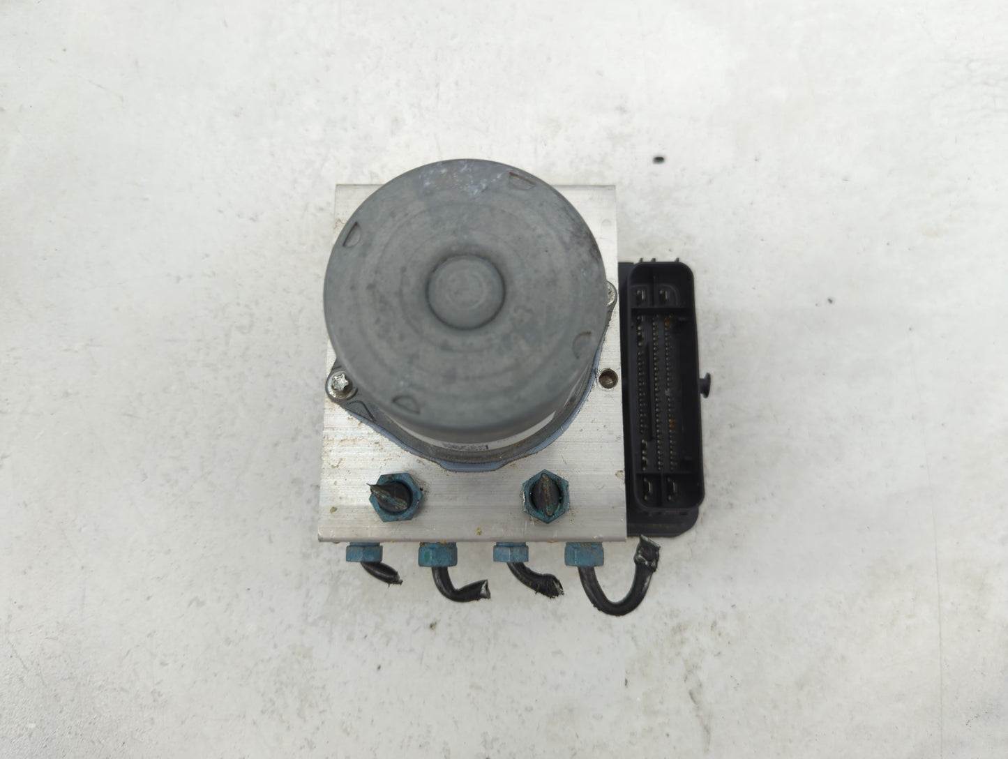 2018-2021 Audi Q5 ABS Pump Control Module Replacement P/N:80A 907 379 E 80A614517J Fits Fits 2018 2019 2020 2021 OEM Used Au