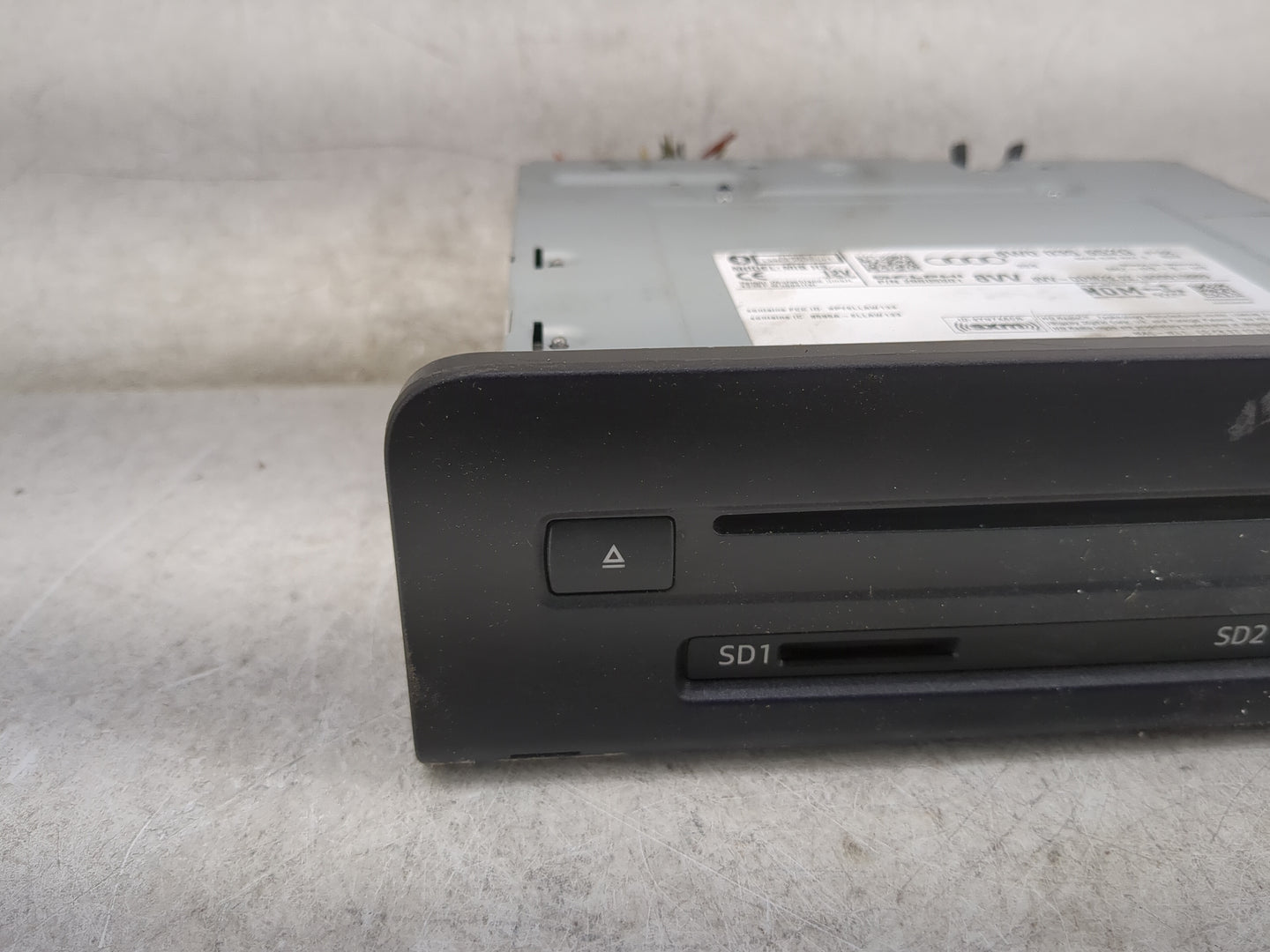 2018 Audi Q5 Radio AM FM Cd Player Receiver Replacement P/N:8W0035652G 8W0035652A, 28605901, XPYELLAW133 Fits Fits 2017 OEM 