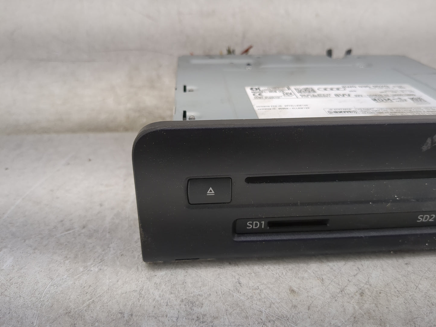 2018 Audi Q5 Radio AM FM Cd Player Receiver Replacement P/N:8W0035652G 8W0035652A, 28605901, XPYELLAW133 Fits Fits 2017 OEM 