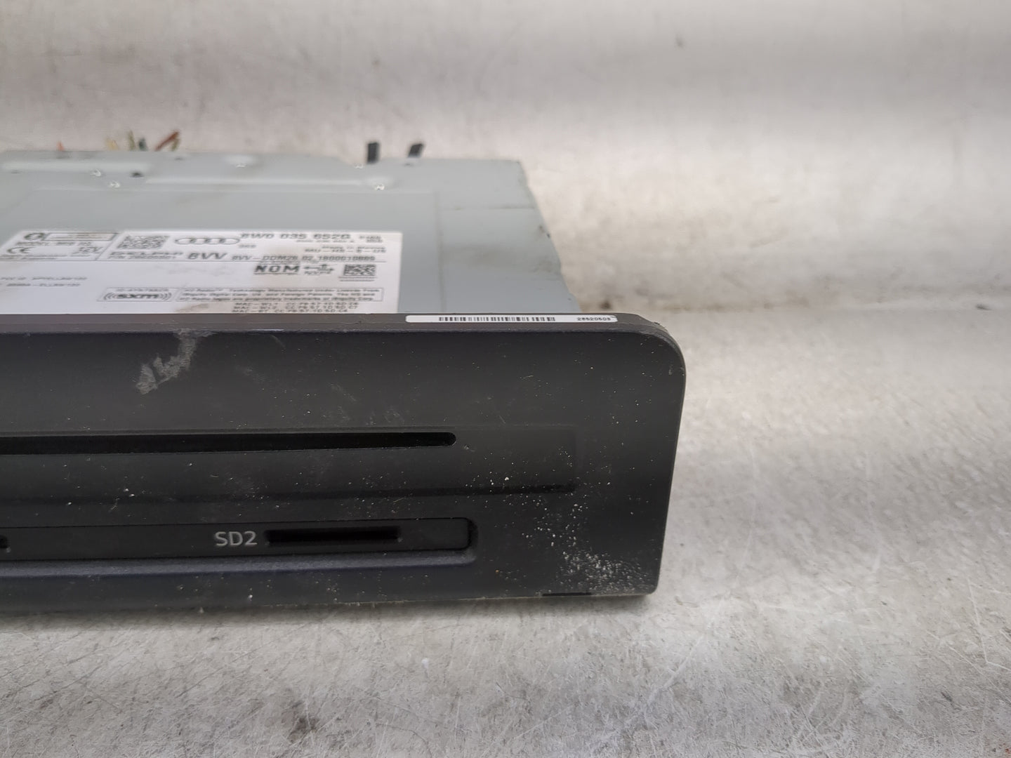 2018 Audi Q5 Radio AM FM Cd Player Receiver Replacement P/N:8W0035652G 8W0035652A, 28605901, XPYELLAW133 Fits Fits 2017 OEM 