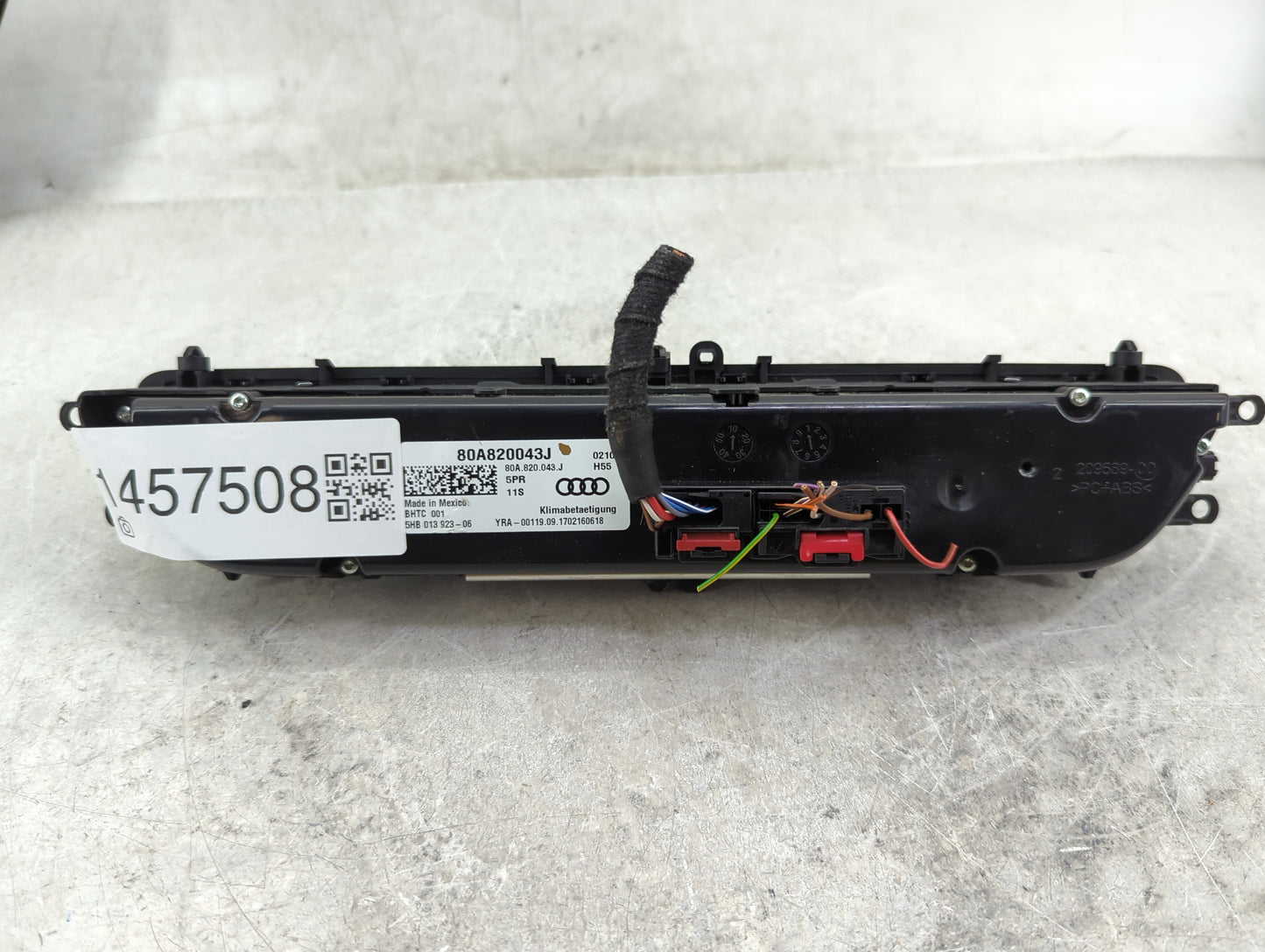 2018-2020 Audi Q5 Climate Control Module Temperature AC/Heater Replacement P/N:80A820043J Fits Fits 2018 2019 2020 OEM Used 