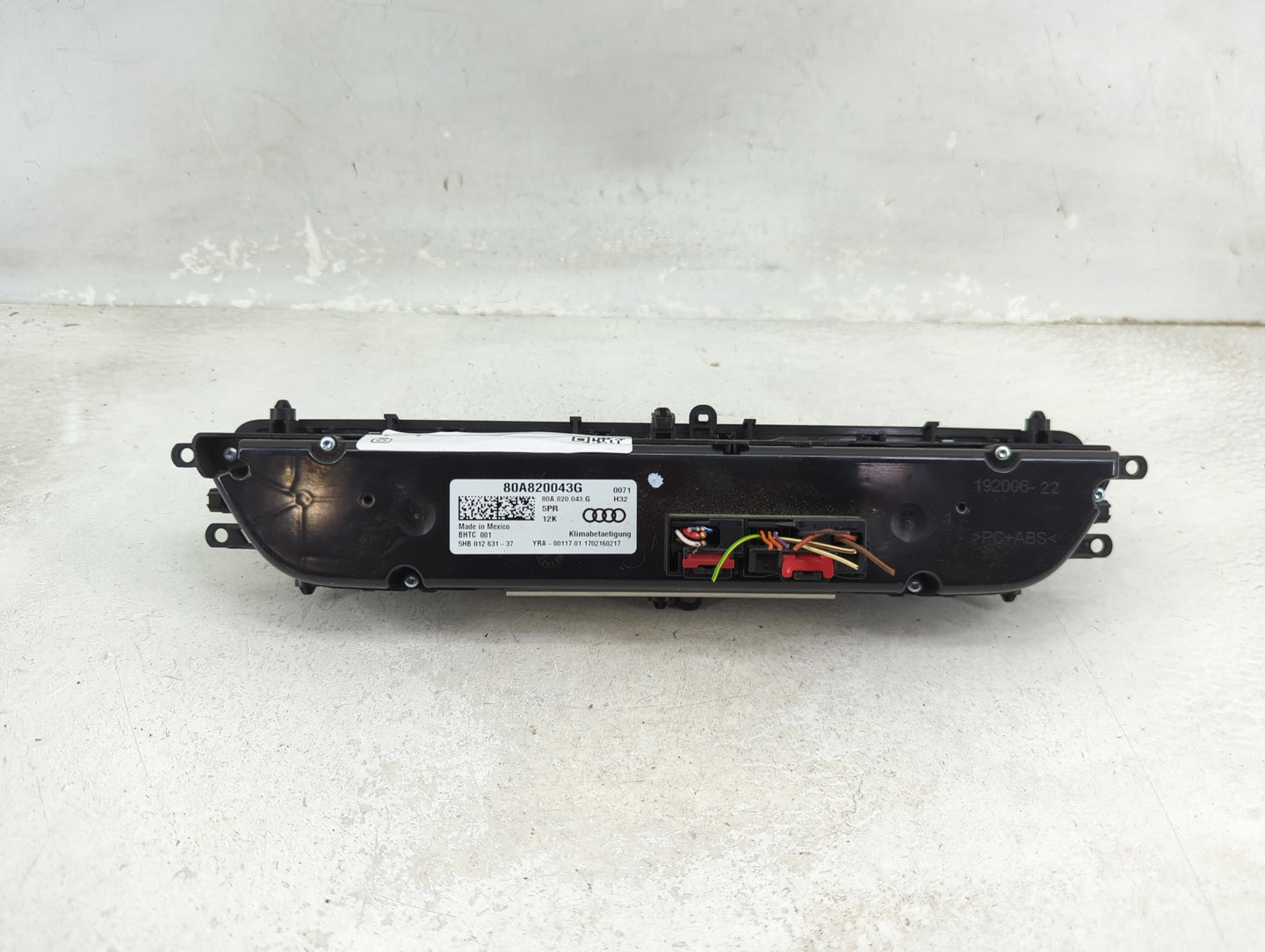 2018-2020 Audi Q5 Climate Control Module Temperature AC/Heater Replacement P/N:80A820043G Fits Fits 2017 2018 2019 2020 OEM 
