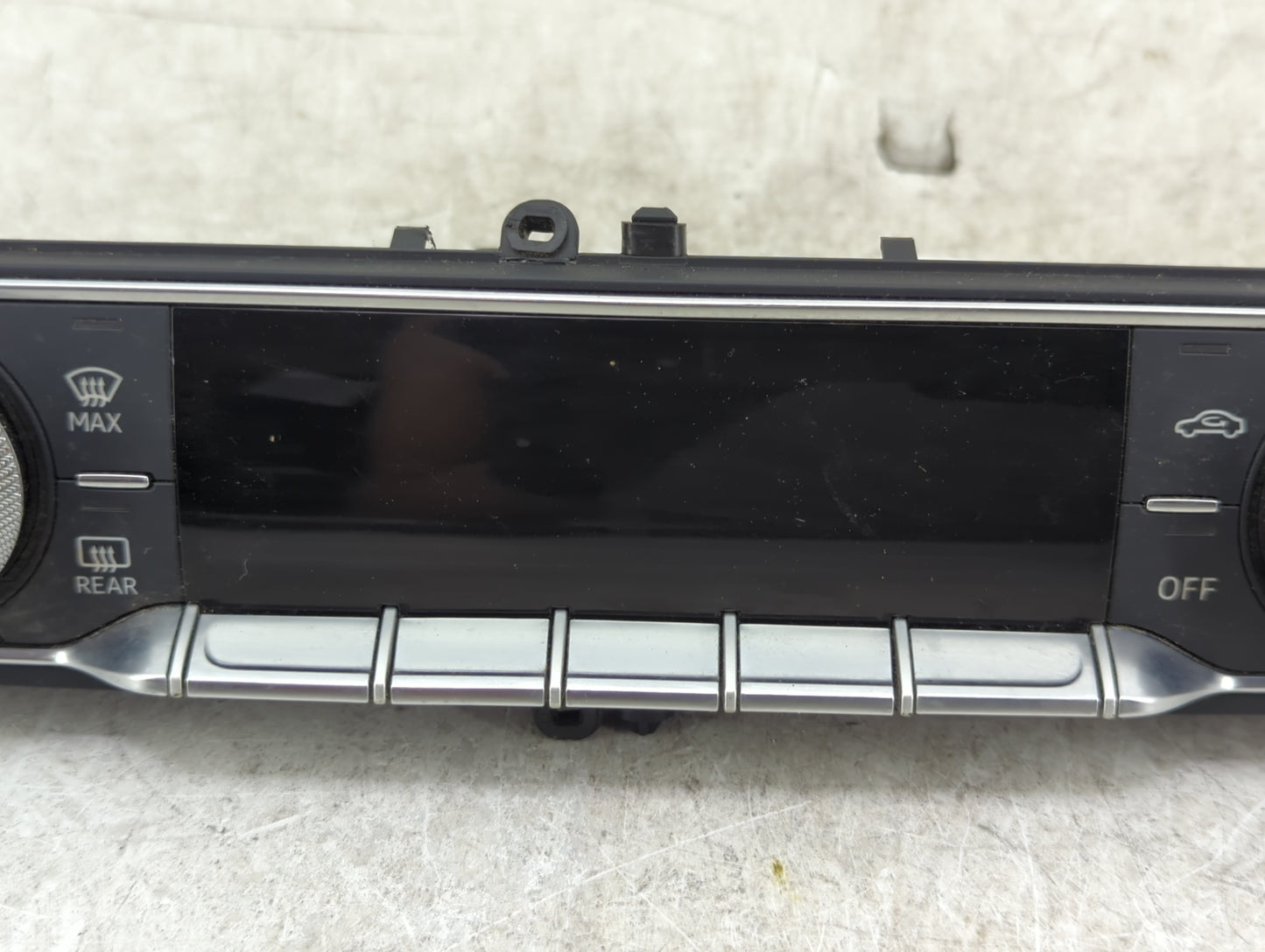 2018-2020 Audi Q5 Climate Control Module Temperature AC/Heater Replacement P/N:8W0820043G 80A820043K Fits Fits 2017 2018 201
