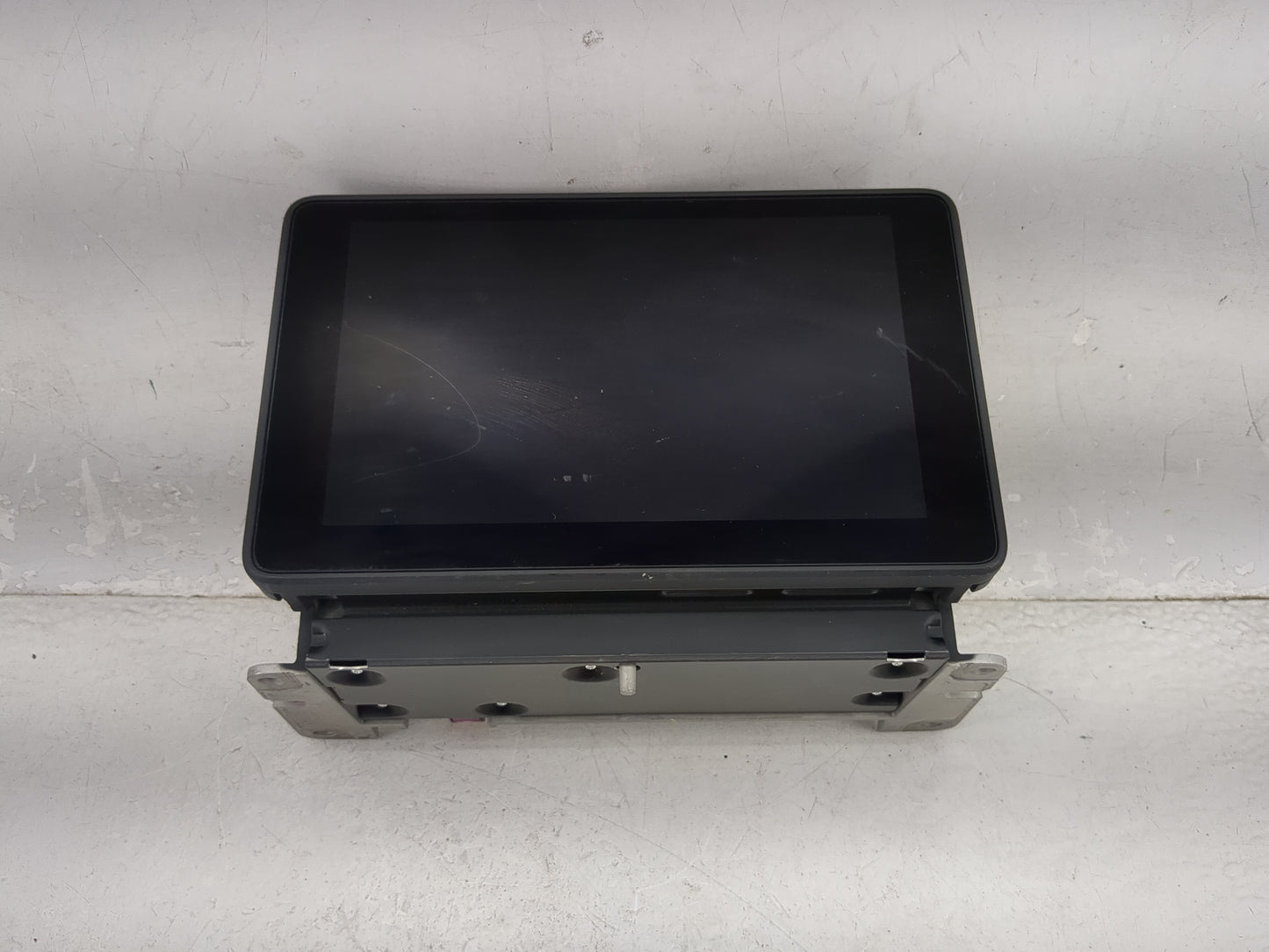 2018-2020 Audi Q5 Information Display Screen 1469696 - Oemusedautoparts1.com