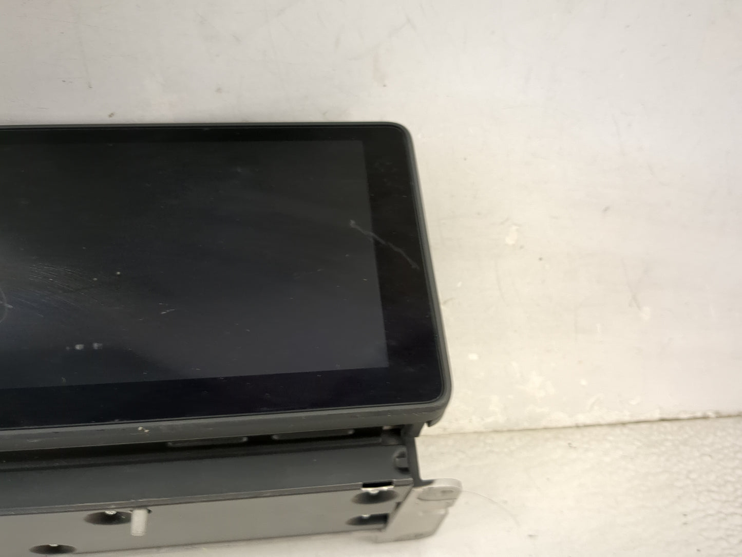 2018-2020 Audi Q5 Information Display Screen 1469696 - Oemusedautoparts1.com