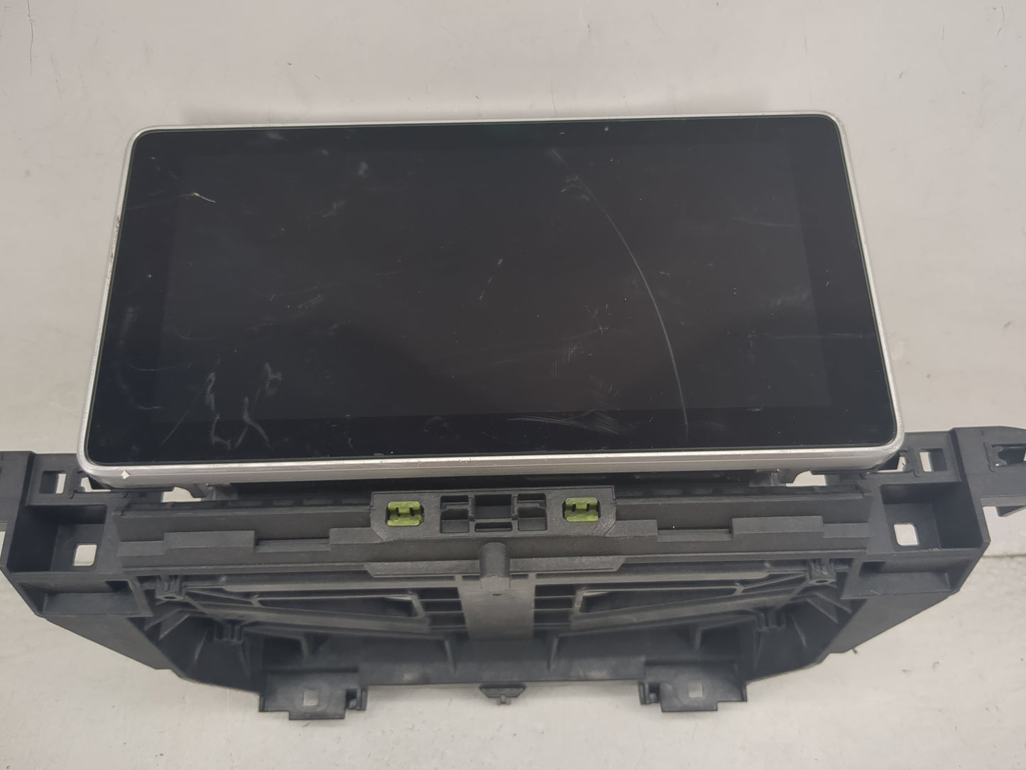 2018 Audi Q5 Information Display Screen 1471389 - Oemusedautoparts1.com