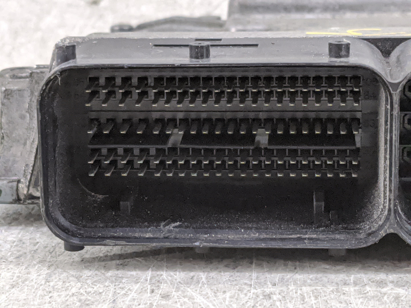 2018-2020 Audi Q5 PCM Engine Control Computer ECU ECM PCU OEM P/N:06L907425C 17139043541 Fits Fits 2018 2019 2020 OEM Used A