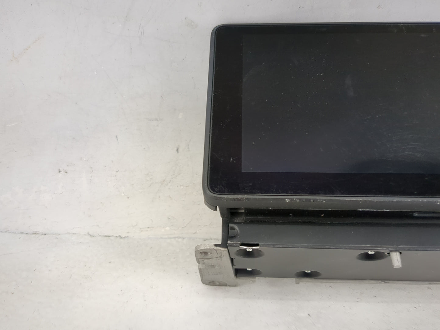2018-2020 Audi Q5 Information Display Screen 1483723 - Oemusedautoparts1.com