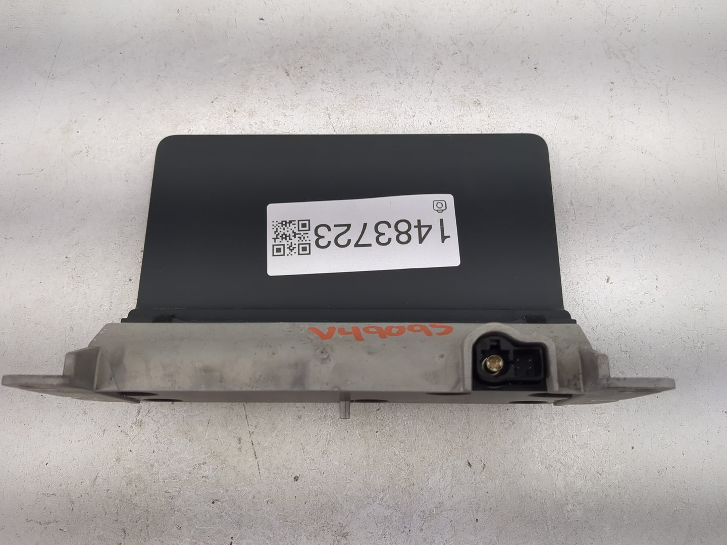2018-2020 Audi Q5 Information Display Screen 1483723 - Oemusedautoparts1.com