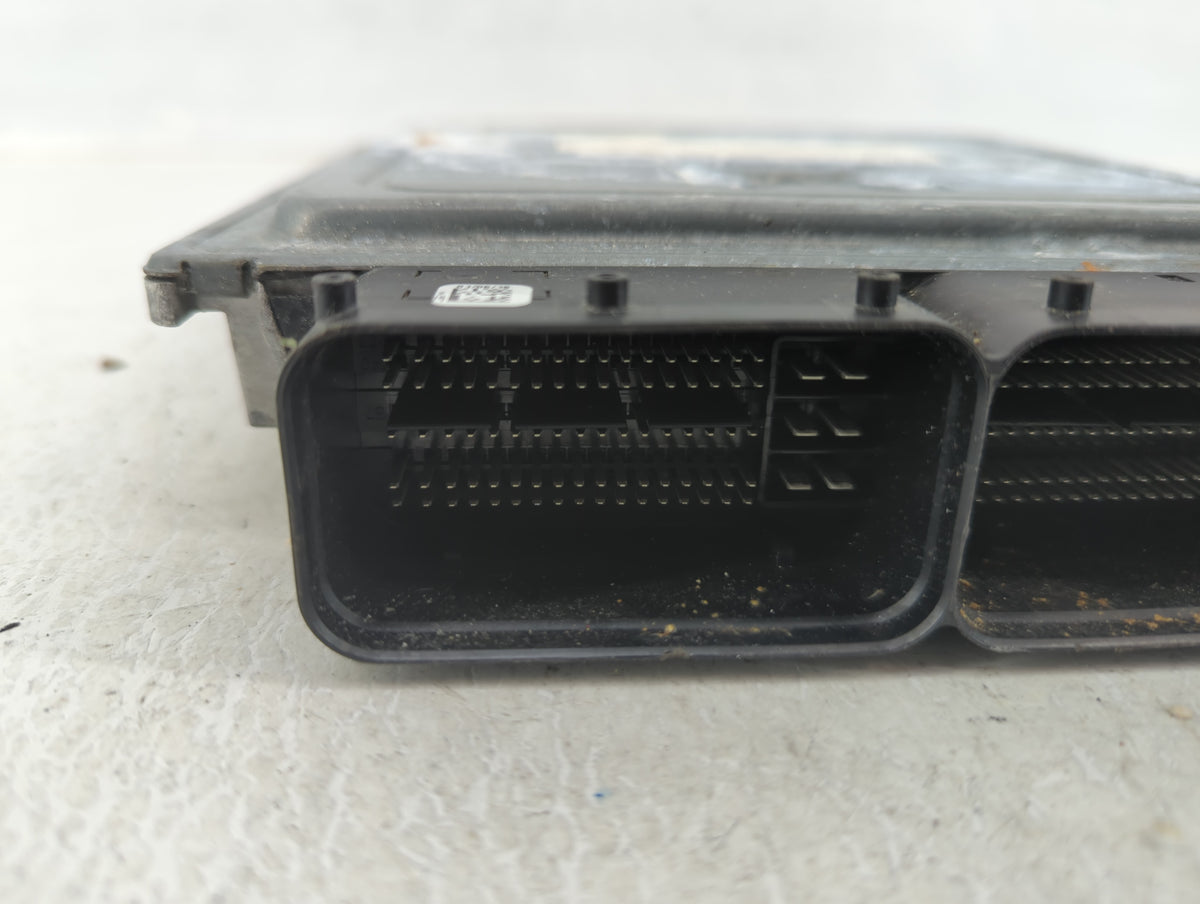 2018-2020 Audi Q5 PCM Engine Control Computer ECU ECM PCU OEM P/N:06L 907 425 C Fits 2018 2019 2020 OEM Used Auto Parts - Oe