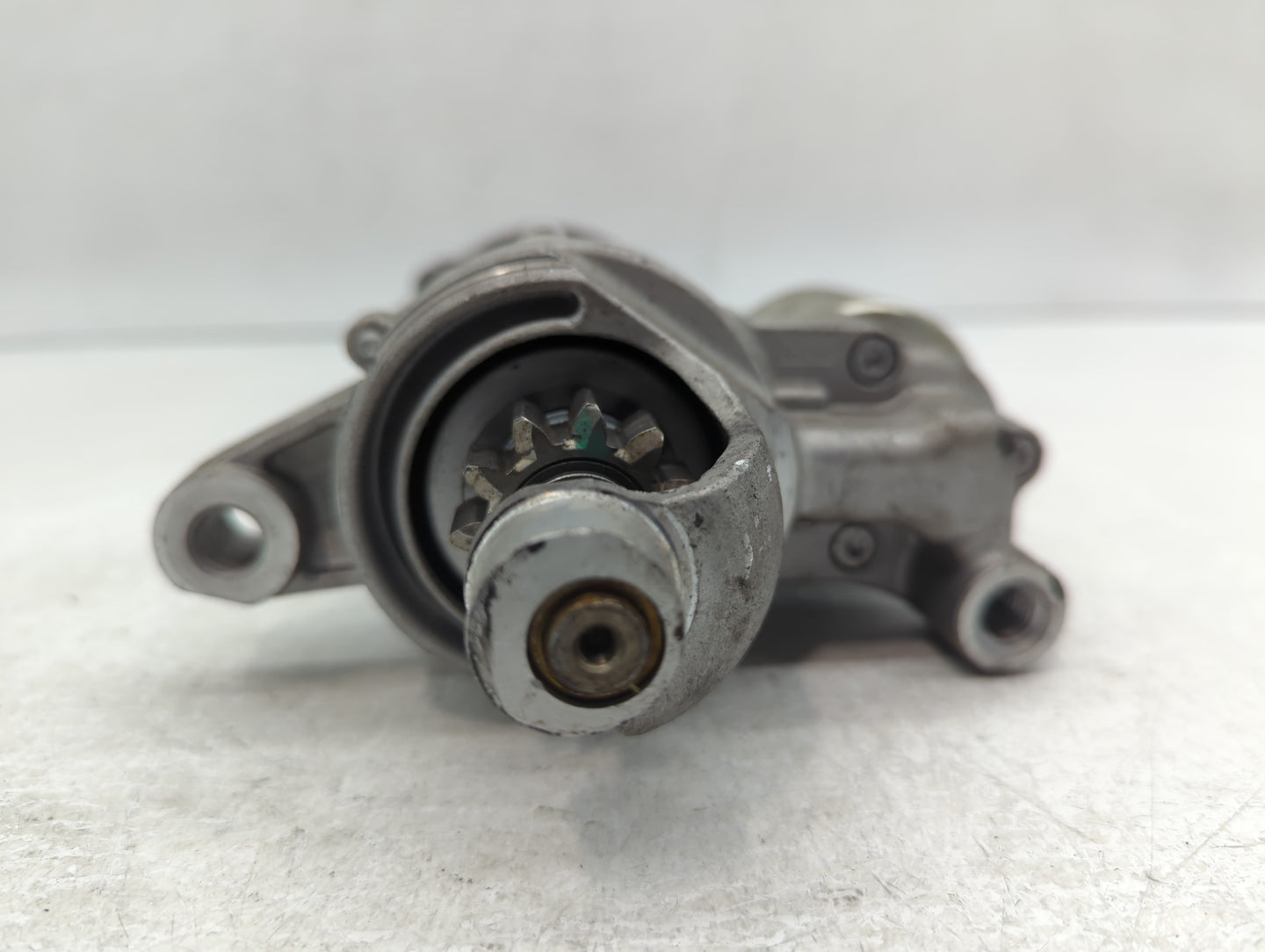 2018-2020 Audi Q5 Car Starter Motor Solenoid OEM P/N:06L 911 021 20170129 Fits Fits 2017 2018 2019 2020 OEM Used Auto Parts 