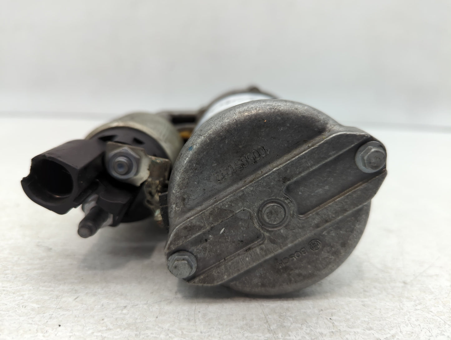 2018-2020 Audi Q5 Car Starter Motor Solenoid OEM P/N:06L 911 021 20170129 Fits Fits 2017 2018 2019 2020 OEM Used Auto Parts 
