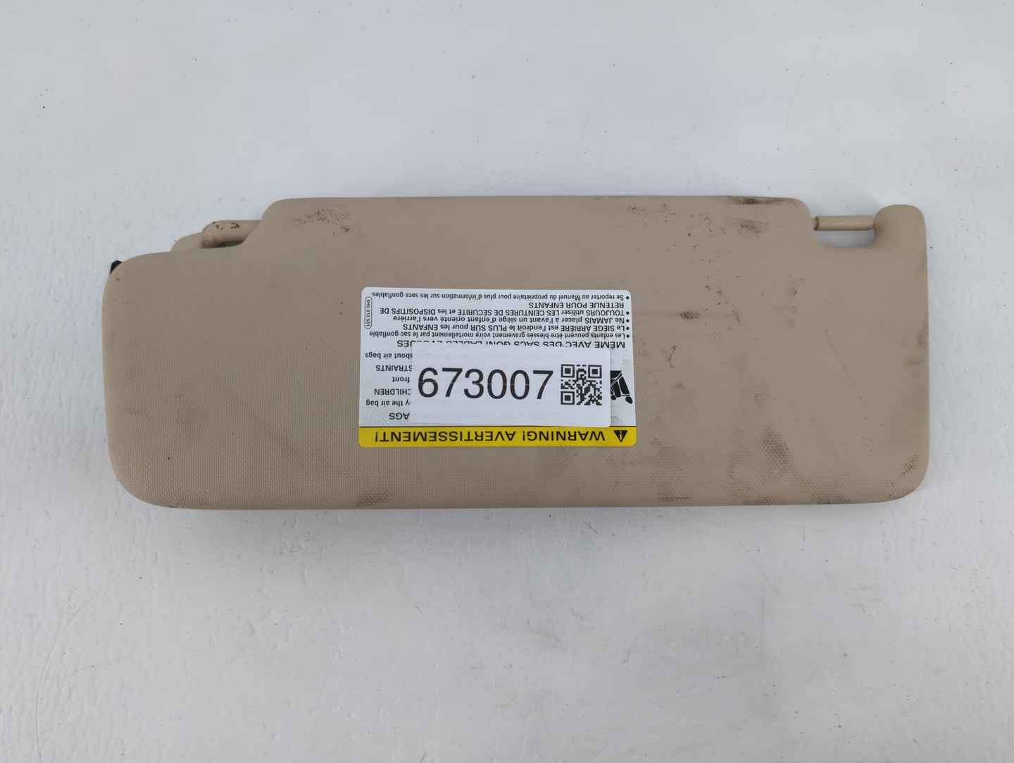 2018-2021 Audi Q5 Sun Visor Shade Replacement Passenger Right Mirror Fits Fits 2018 2019 2020 2021 OEM Used Auto Parts - Oem