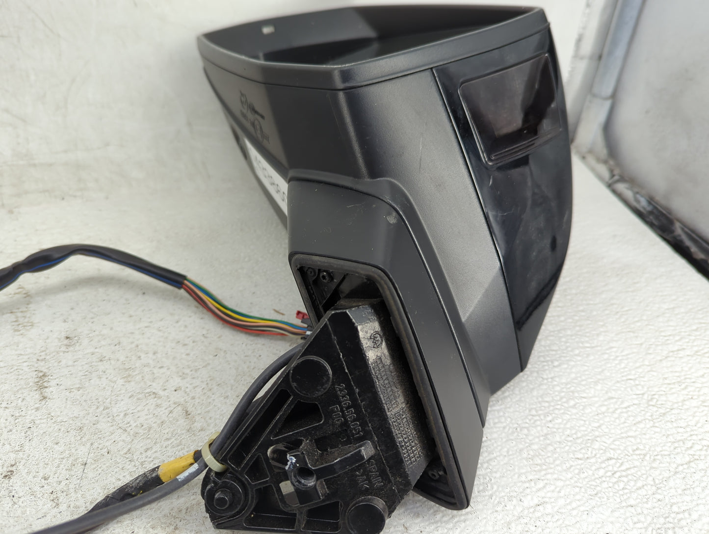 2017-2019 Audi Q7 Driver Side View Mirror - Left Door Mirror OEM Used - Oemusedautoparts1.com