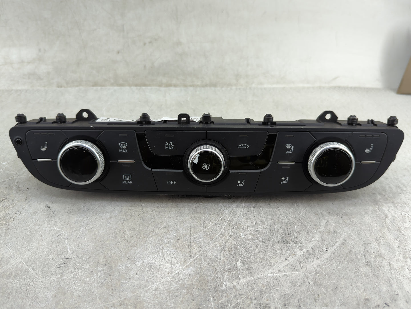 2017-2019 Audi Q7 Climate Control Module Temperature AC/Heater Replacement P/N:4M0820043R Fits Fits 2017 2018 2019 OEM Used 