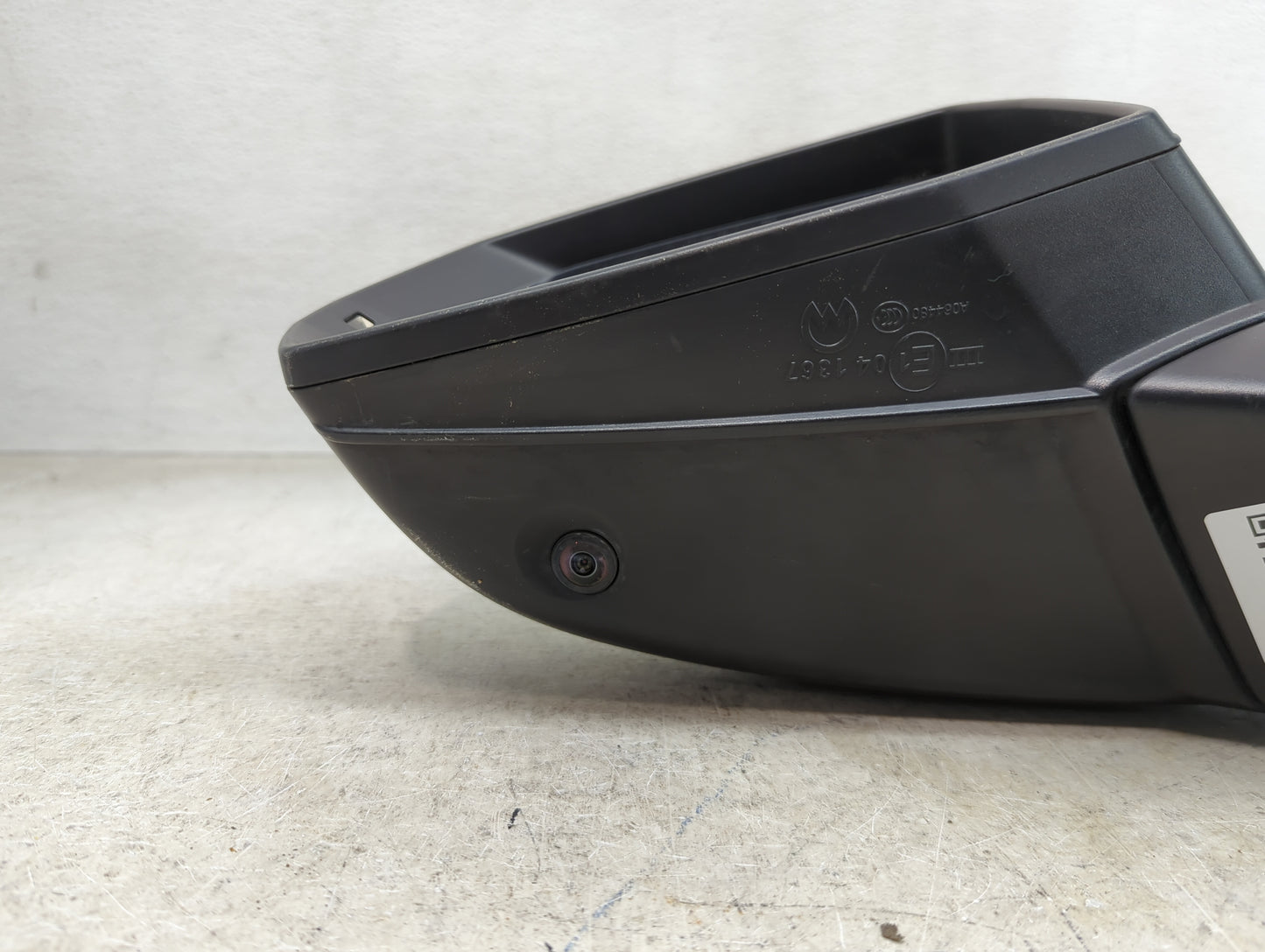 2017-2019 Audi Q7 Driver Side View Mirror - Left Door Mirror OEM Used - Oemusedautoparts1.com