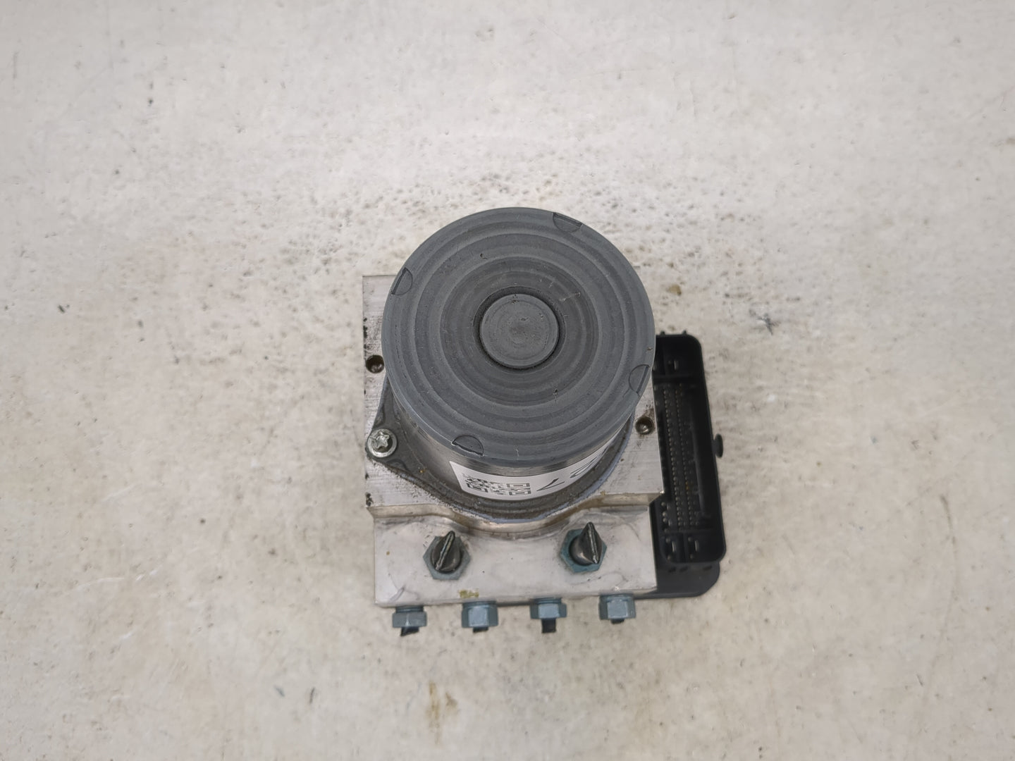 2017-2019 Audi Q7 ABS Pump Control Module Replacement P/N:4M0907379Q 4M0907379N, 0265956312, 0265266103 Fits Fits 2017 2018 