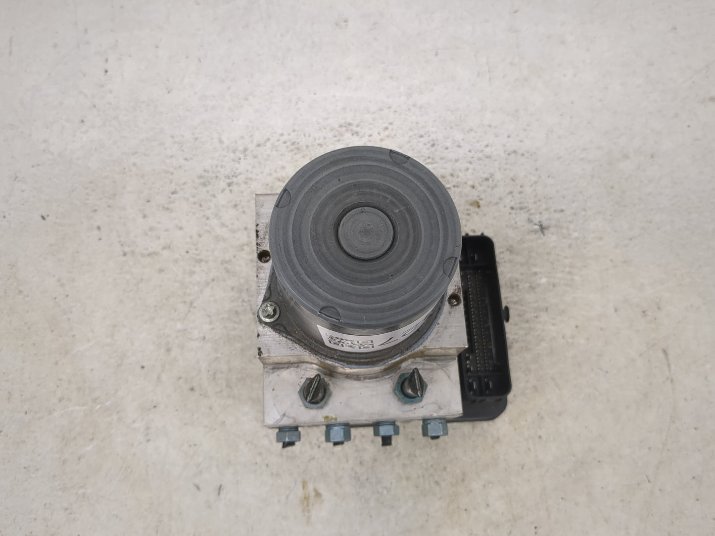 2017-2019 Audi Q7 ABS Pump Control Module Replacement P/N:4M0907379Q 4M0907379N, 0265956312, 0265266103 Fits Fits 2017 2018 