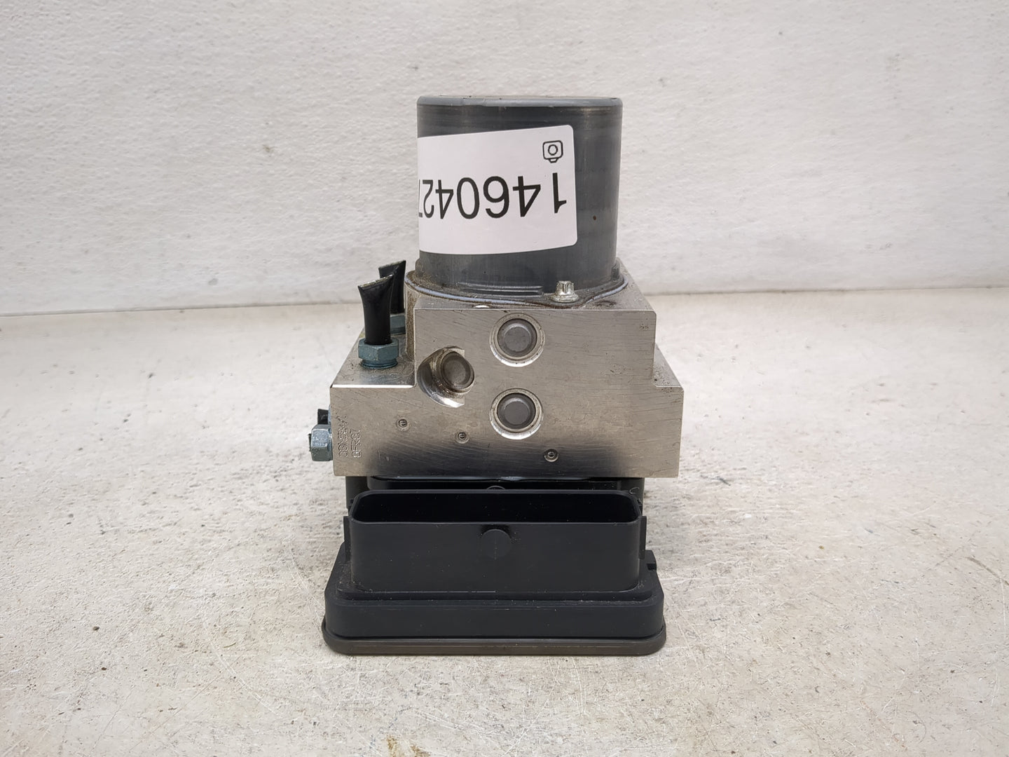 2017-2019 Audi Q7 ABS Pump Control Module Replacement P/N:4M0907379Q 4M0907379N, 0265956312, 0265266103 Fits Fits 2017 2018 