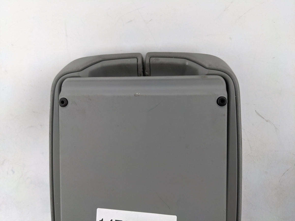 2018 Audi Q7 Center Console Armrest Cover Lid P/N:7281700A 4M0864207AF, 1317008-B Fits OEM Used Auto Parts - Oemusedautopart