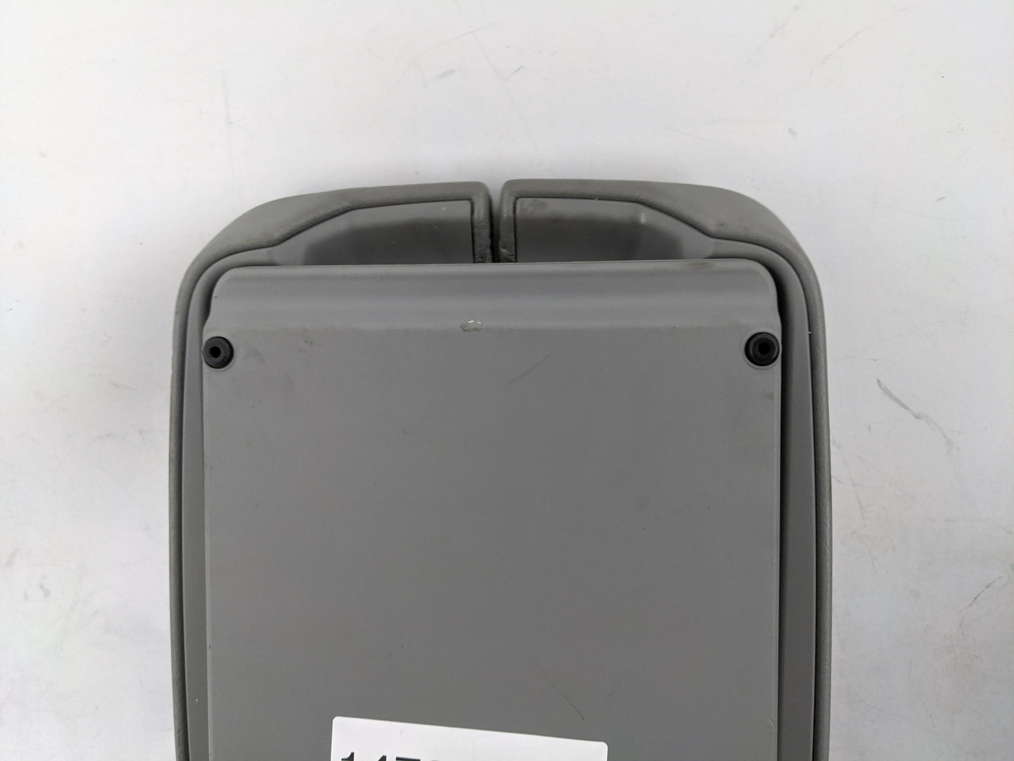 2018 Audi Q7 Center Console Armrest Cover Lid P/N:7281700A 4M0864207AF, 1317008-B Fits OEM Used Auto Parts - Oemusedautopart