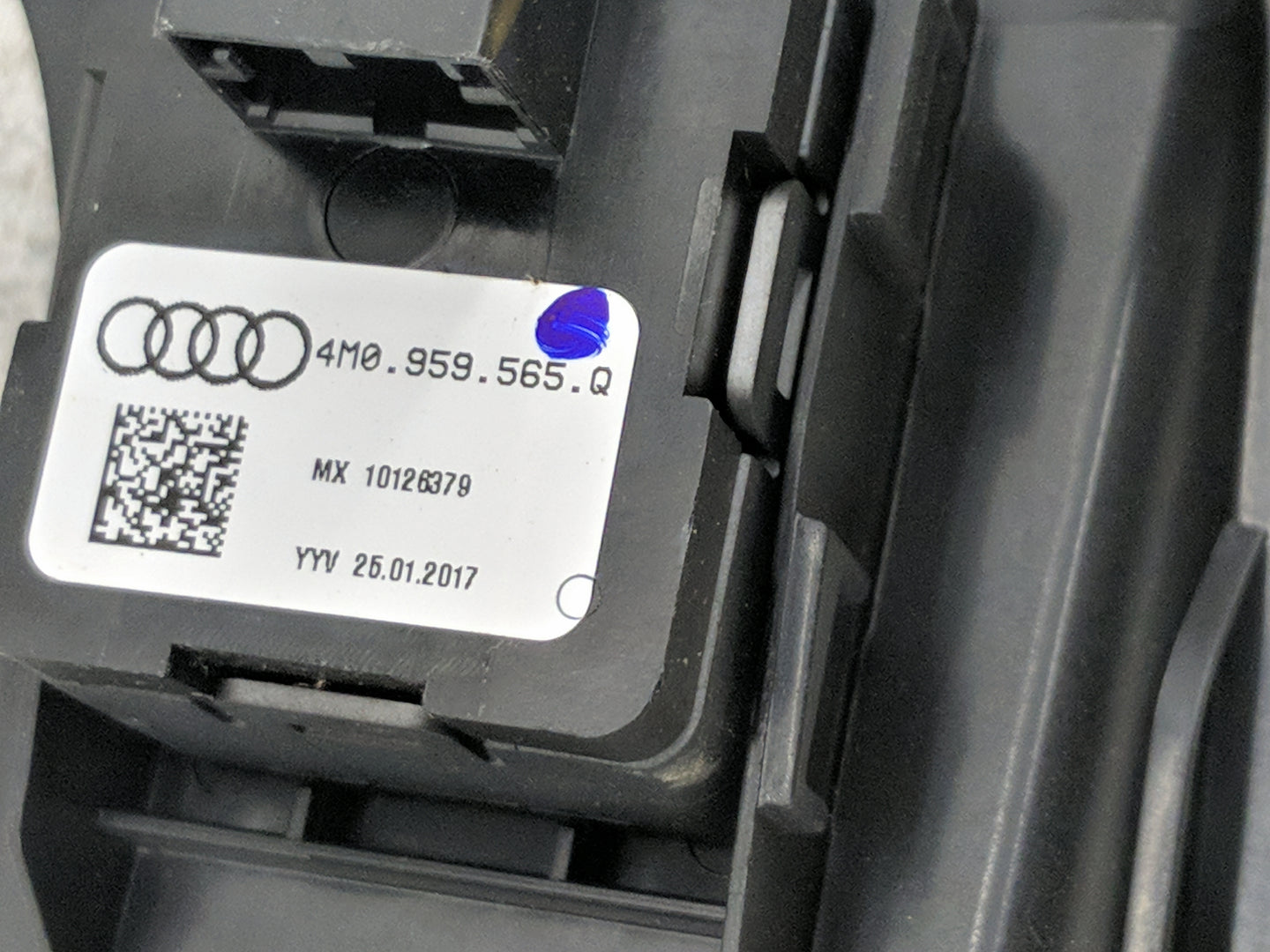 2018-2020 Audi Sq5 Master Power Window Switch Replacement Driver Side Left P/N:4M0.959.565.Q 4M0959565Q Fits OEM Used Auto P