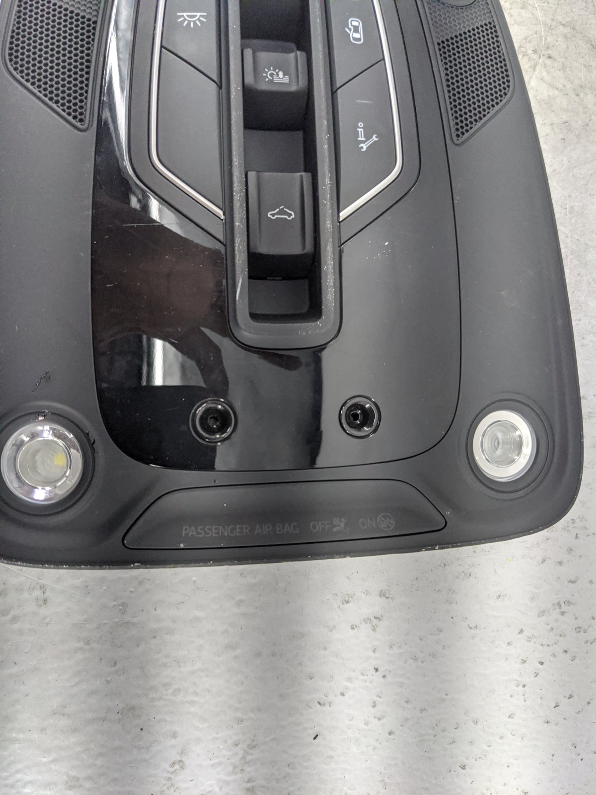 2018-2020 Audi Sq5 Overhead Console W/rear Climate Control Black - Oemusedautoparts1.com
