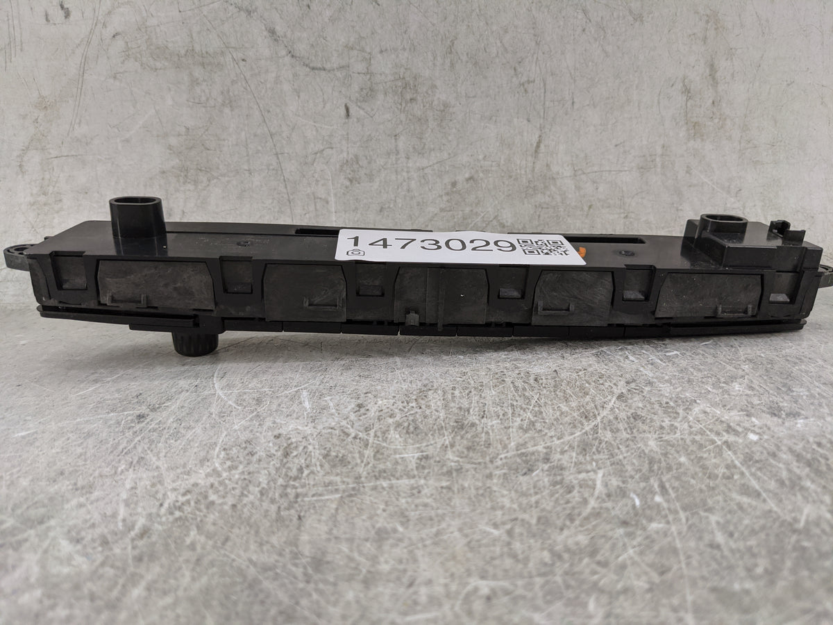2018 Bmw 228i Radio AM FM Cd Player Receiver Replacement P/N:E1063616G E1063616G G00 Fits OEM Used Auto Parts - Oemusedautop