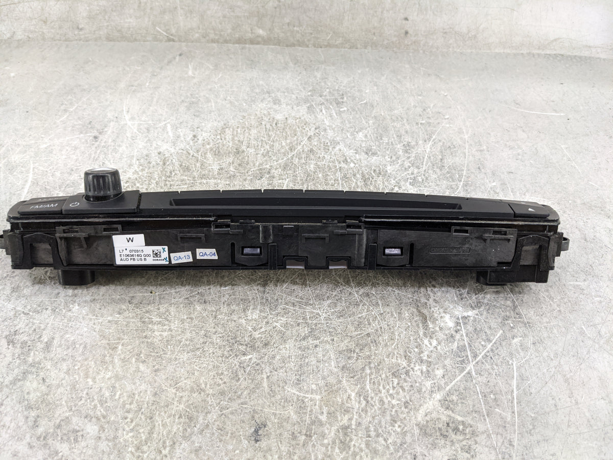2018 Bmw 228i Radio AM FM Cd Player Receiver Replacement P/N:E1063616G E1063616G G00 Fits OEM Used Auto Parts - Oemusedautop