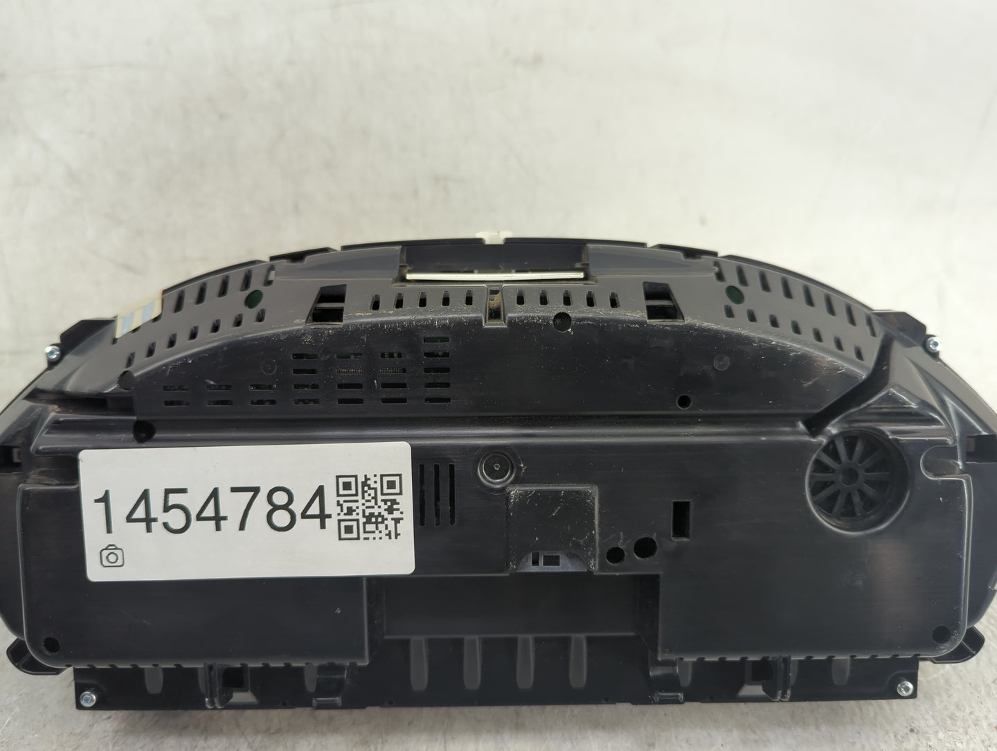 2013-2018 Bmw 320 Instrument Cluster Speedometer Gauges P/N:6991687-01 9232894 Miles:63K Fits OEM Used Auto Parts - Oemuseda