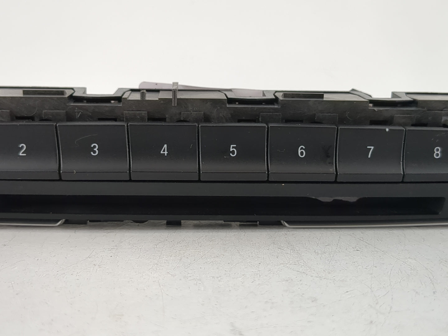 2017-2018 Bmw 320i Radio AM FM Cd Player Receiver Replacement P/N:6131 6832881-02 Fits Fits 2017 2018 2019 2020 2021 OEM Use