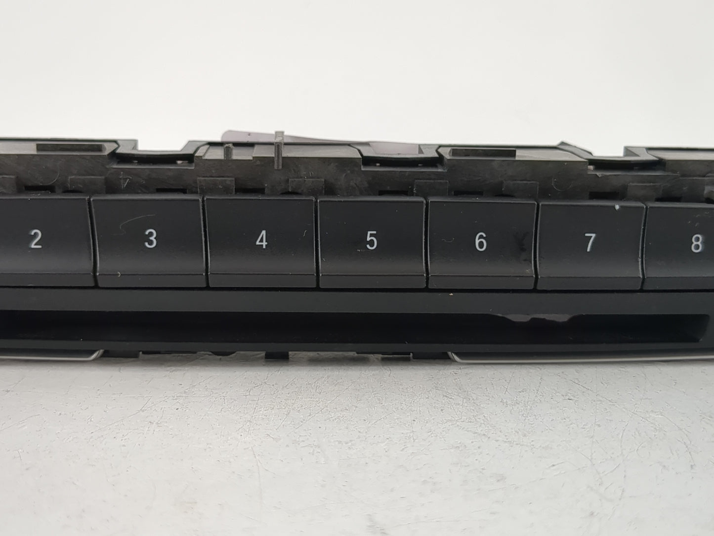 2017-2018 Bmw 320i Radio AM FM Cd Player Receiver Replacement P/N:6131 6832881-02 Fits Fits 2017 2018 2019 2020 2021 OEM Use