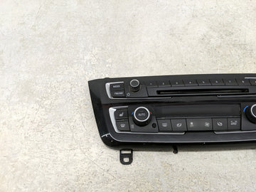 2017-2018 Bmw 320i Radio AM FM Cd Player Receiver Replacement P/N:6411 9363546-02 Fits Fits 2017 2018 2019 2020 2021 OEM Used Auto Parts