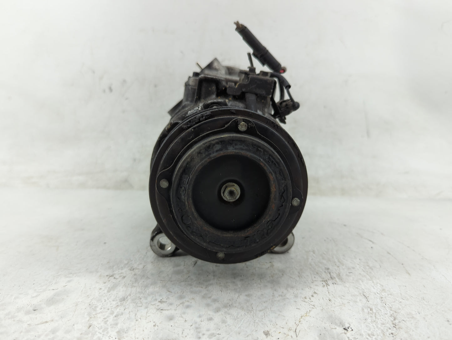 2016-2018 Bmw 320i Air Conditioning A/c Ac Compressor Oem - Oemusedautoparts1.com